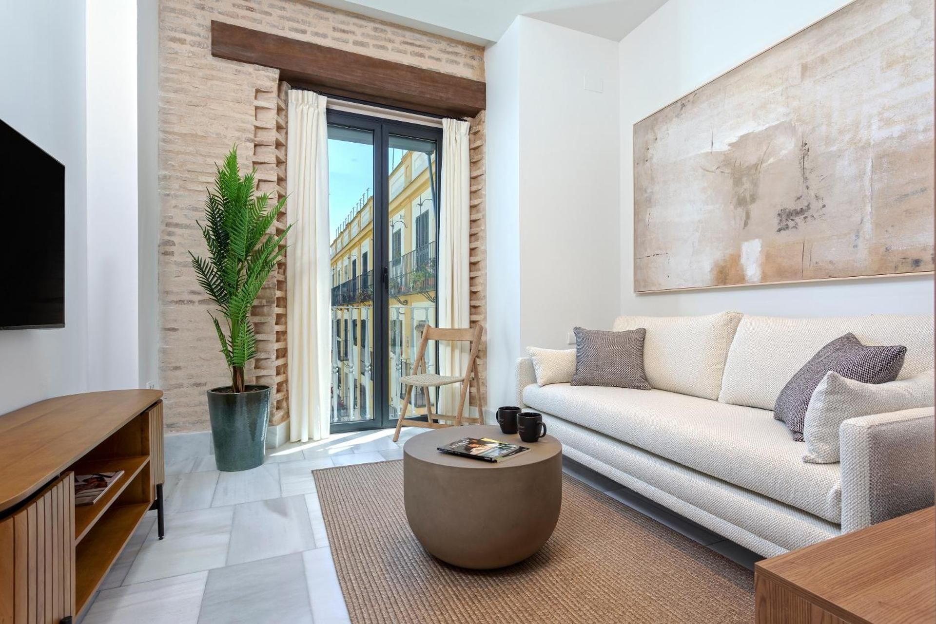 One-Bedroom Apartment with Terrace and private pool