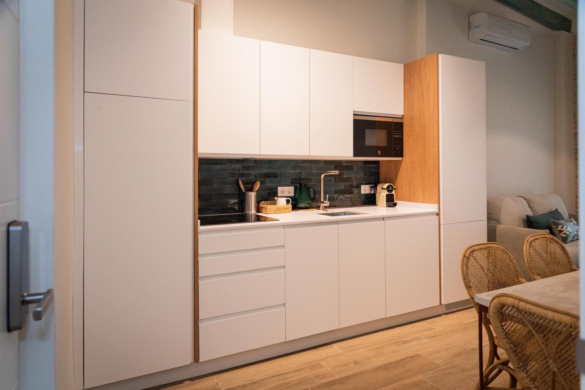 Apartment with Balcony - no pool