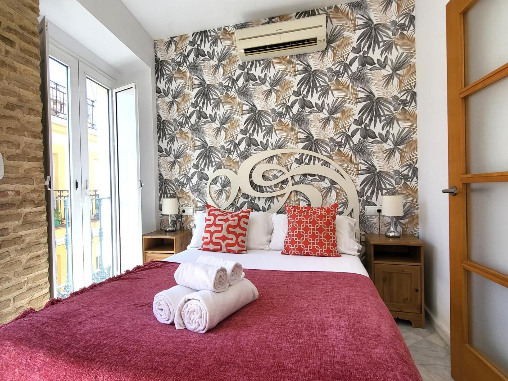 One-Bedroom Apartment (4 Adults)