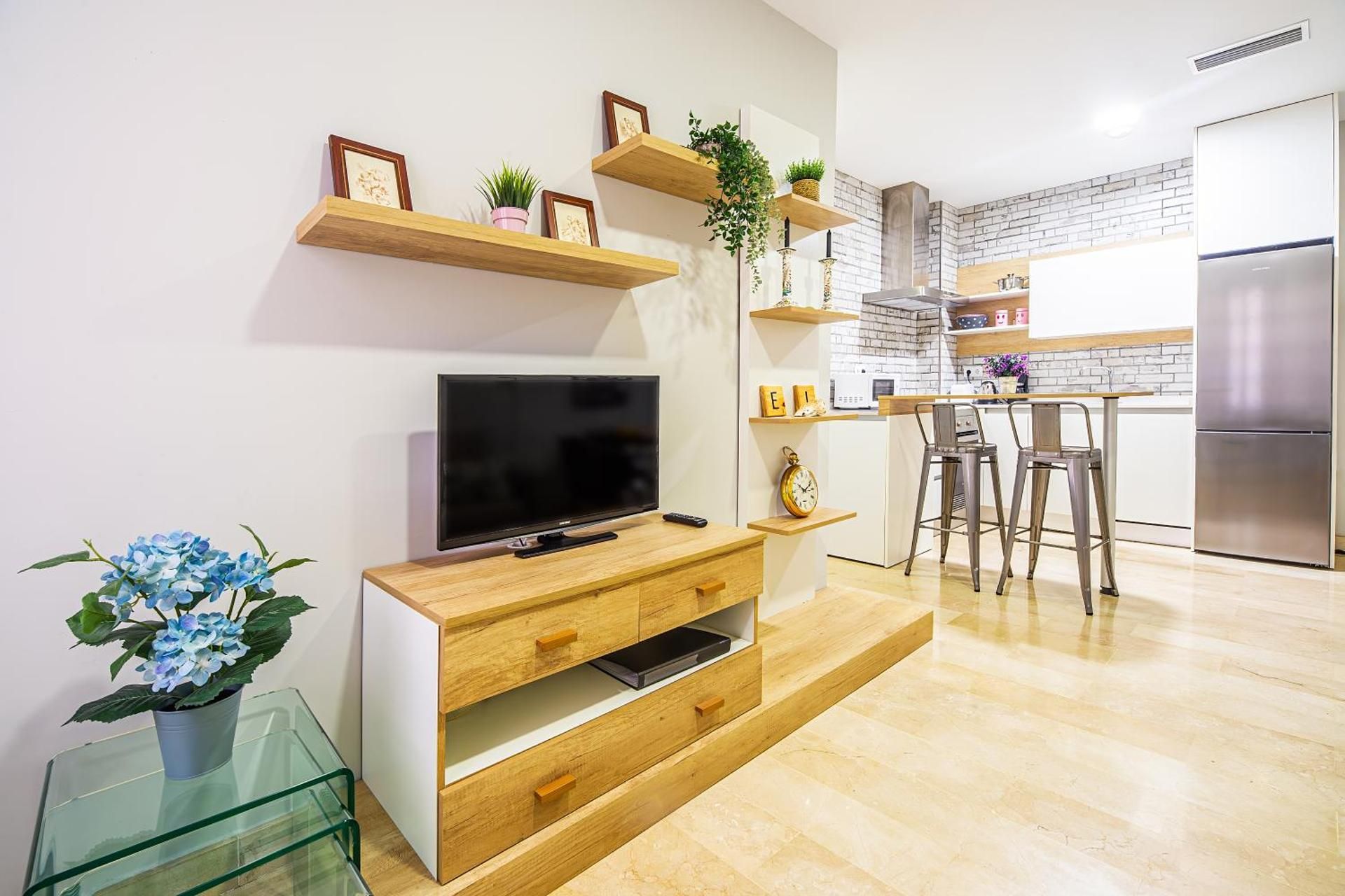 One-Bedroom Apartment with Balcony