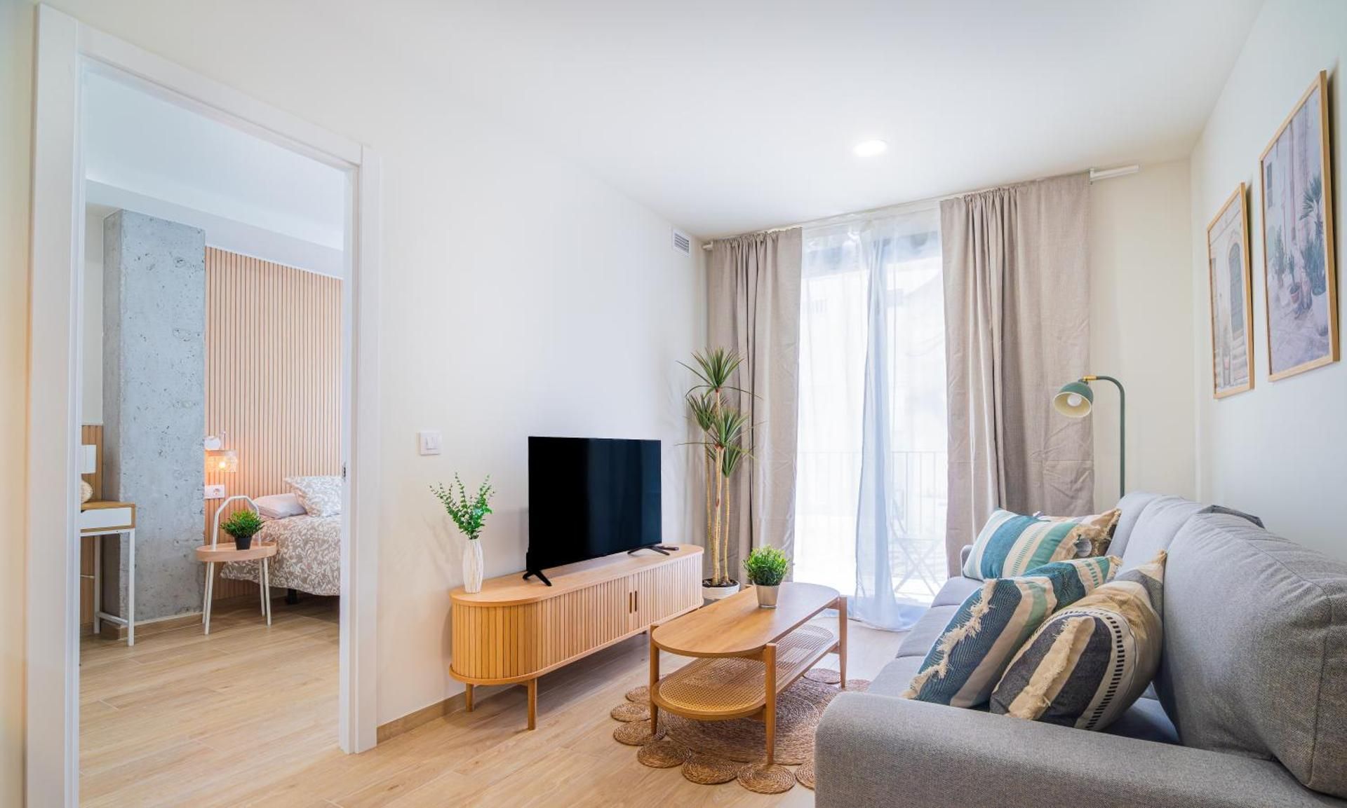 Superior One-Bedroom Apartment with Balcony