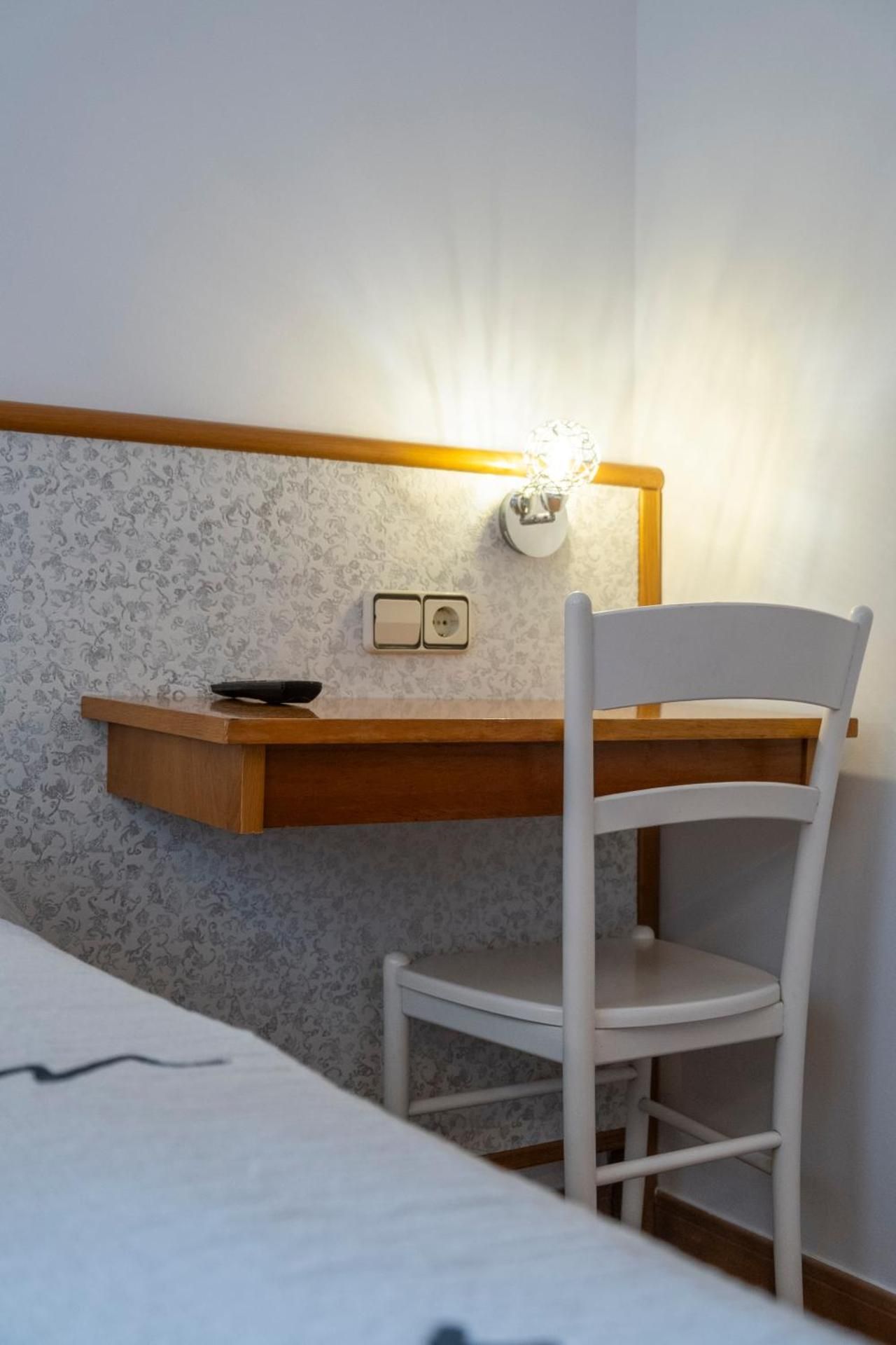 Economy Single Room