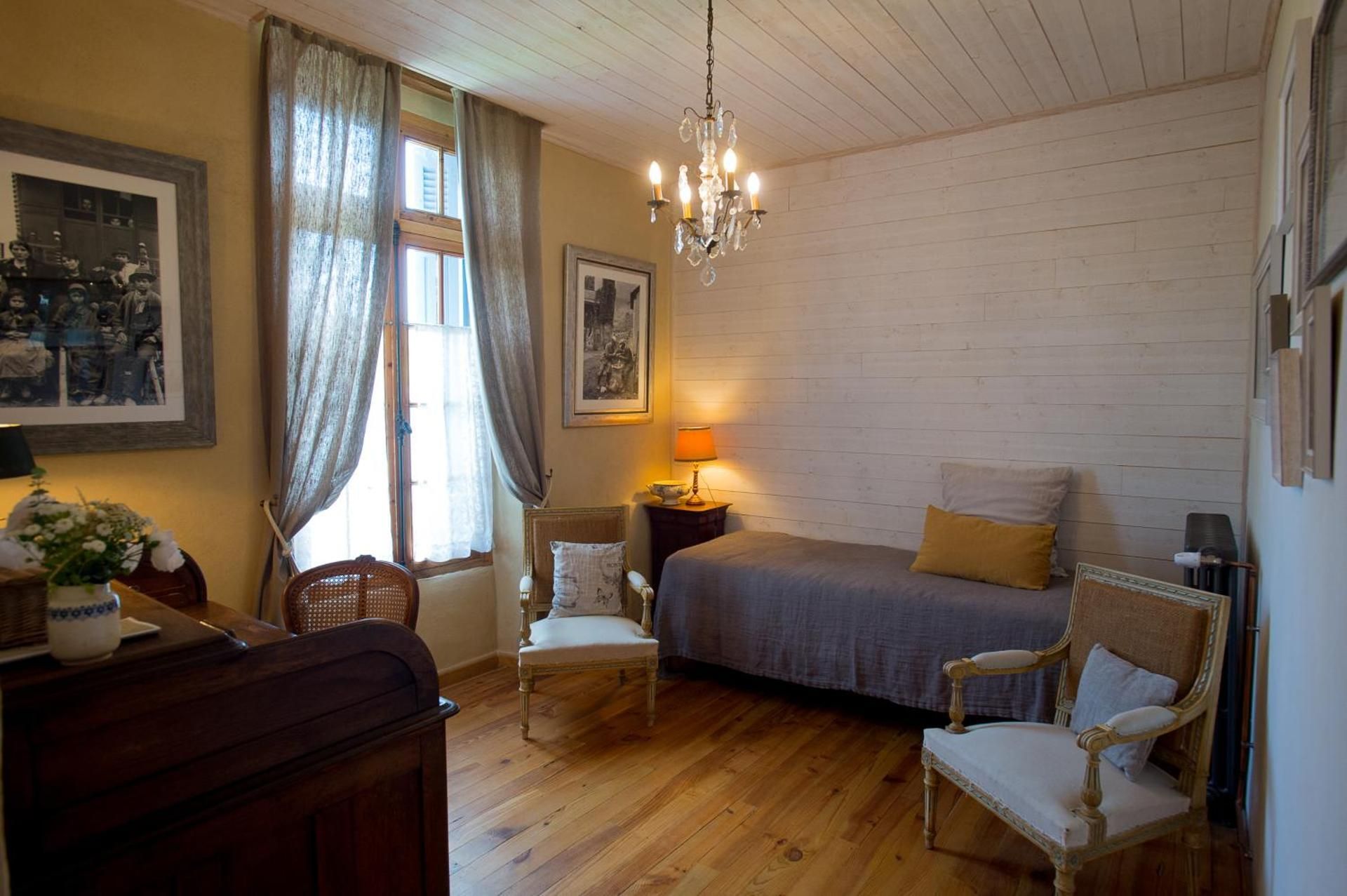 Suite with Garden View