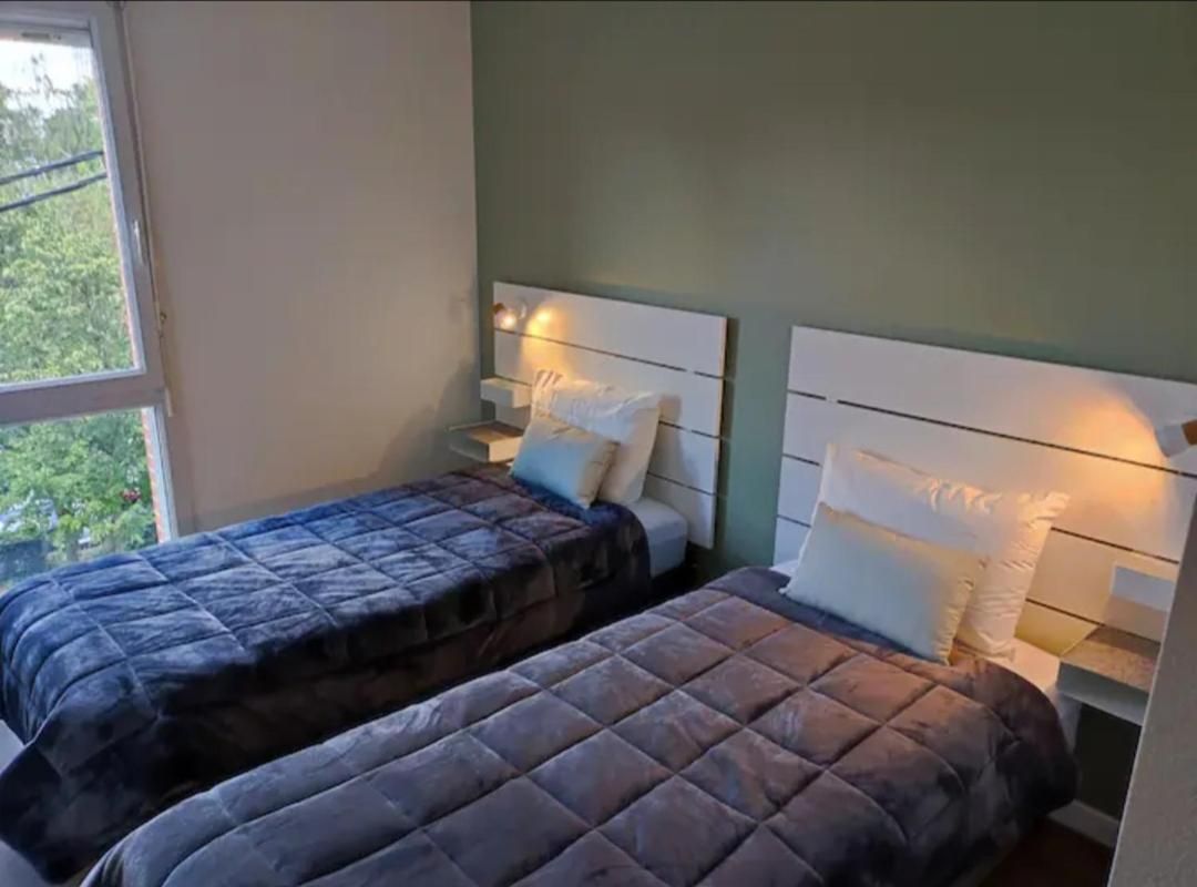 Deluxe Two-Bedroom Apartment