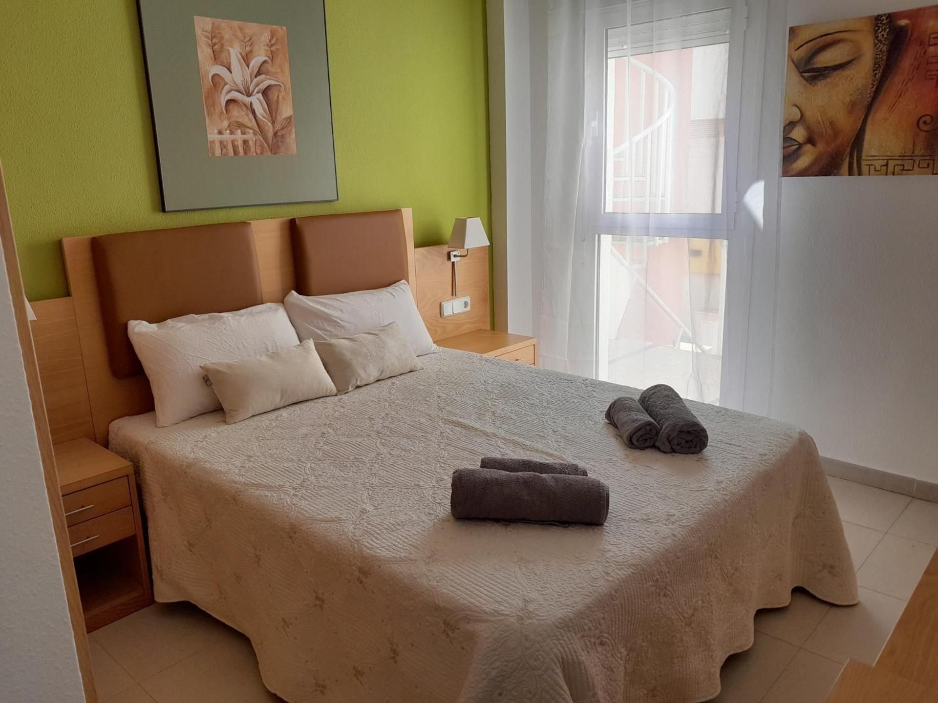 One-Bedroom Deluxe Apartment