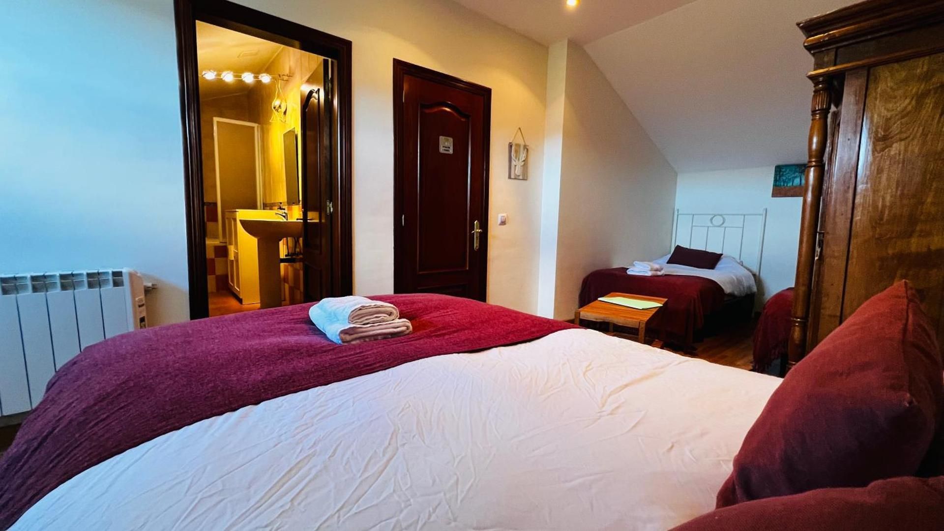Double Room with Private Bathroom