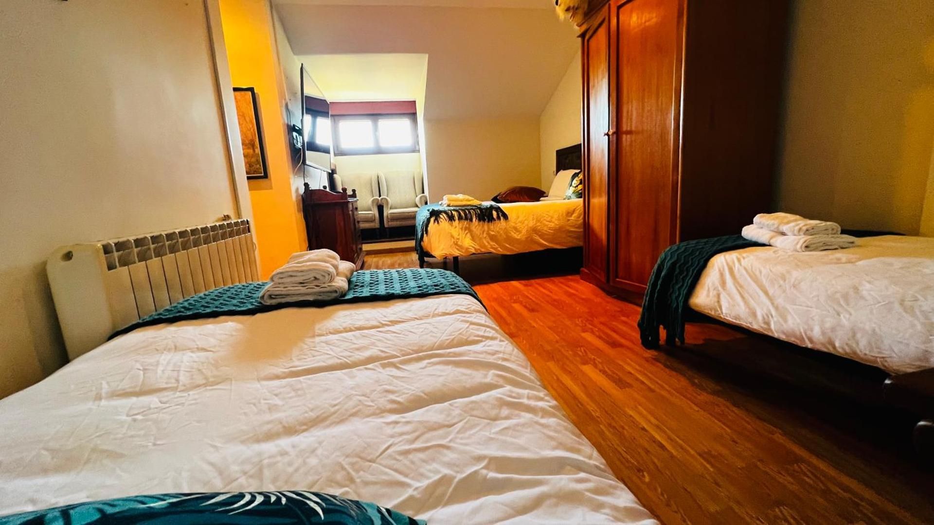 Triple Room with Private Bathroom