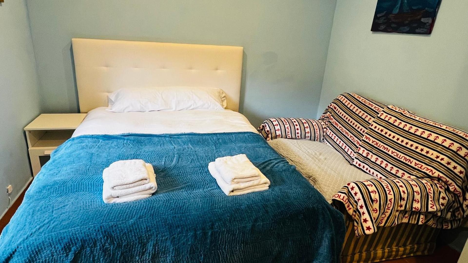 Standard Double Room with Shared Bathroom