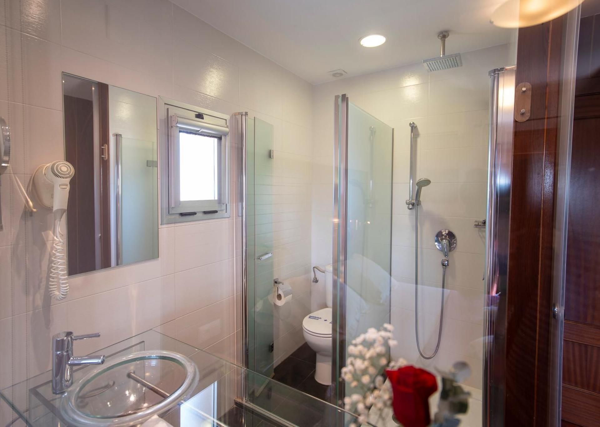Double Room with Valley View and Spa Access