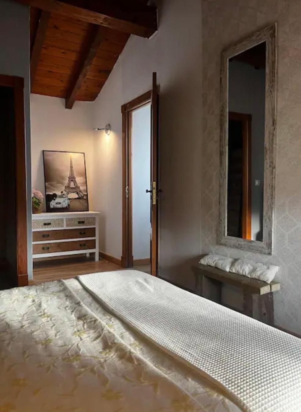 Apartment - Split Level