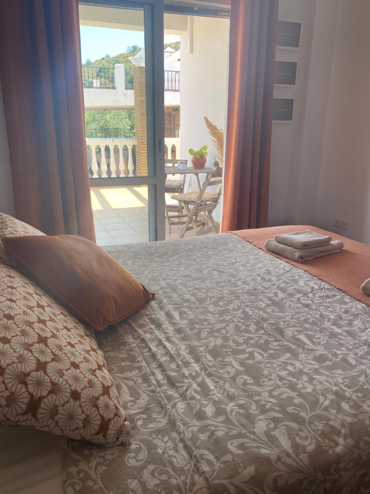 Double Room with Balcony and Sea View