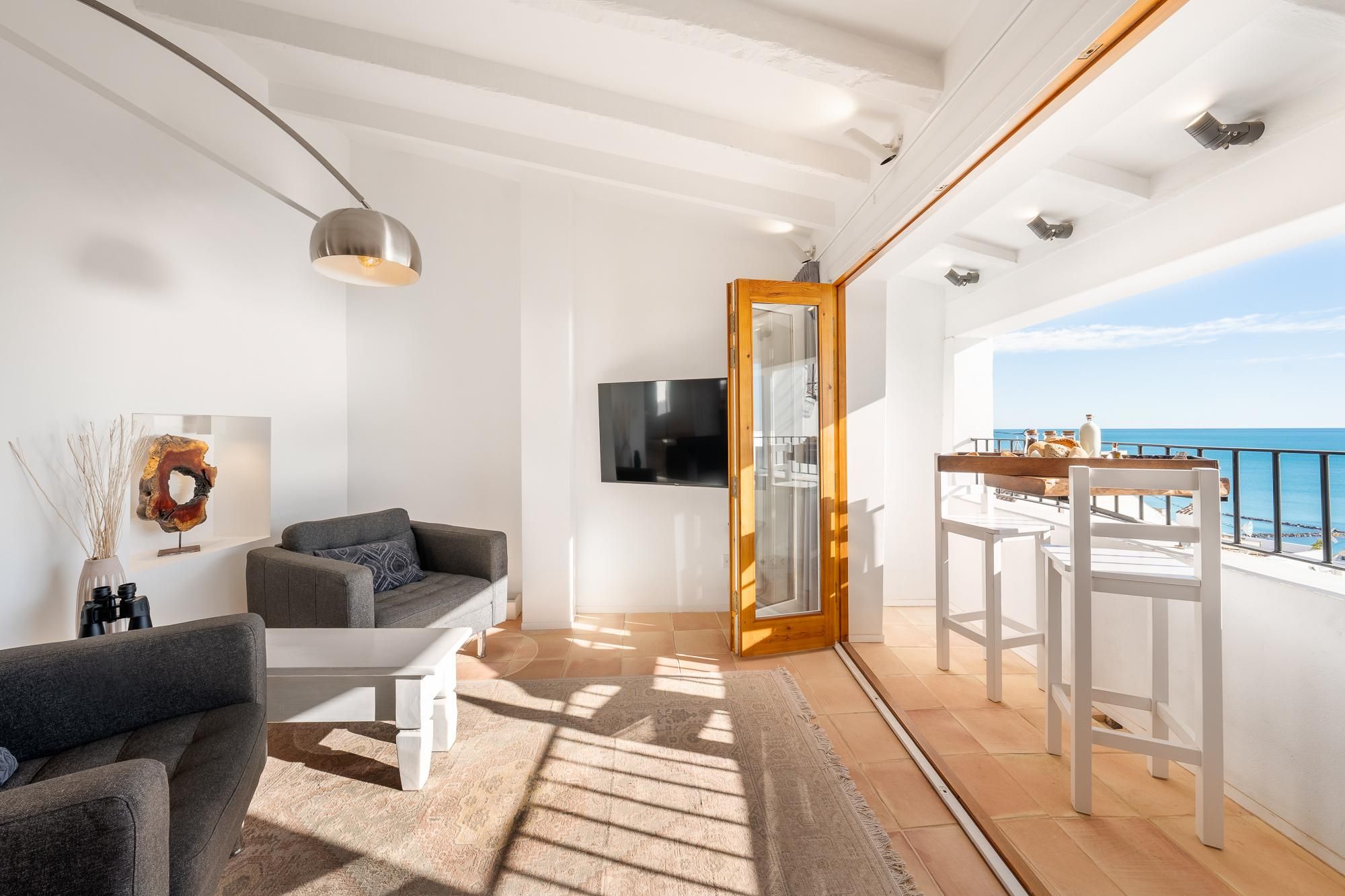 Grand Sea View