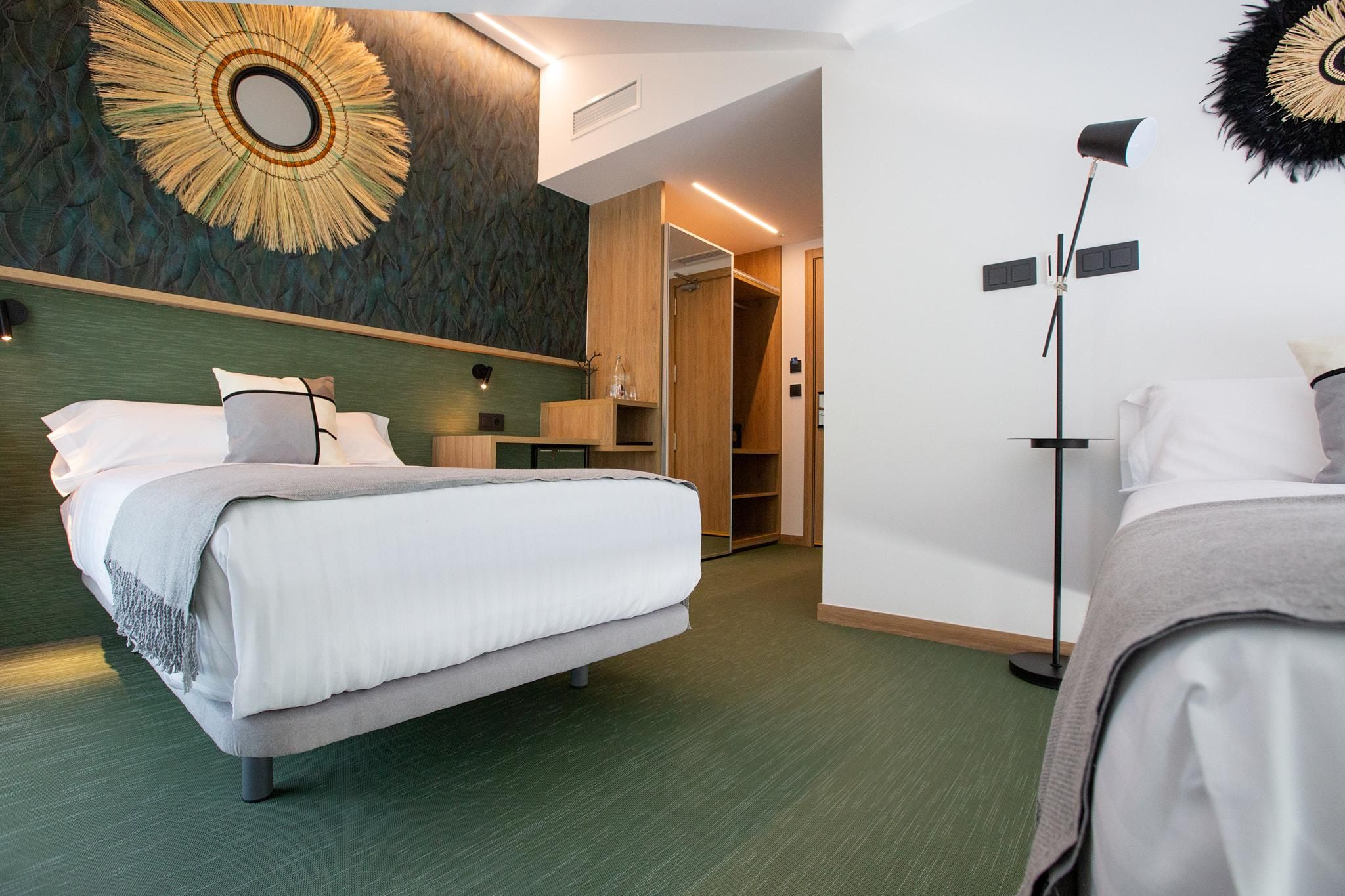 Single Room for 2 People - Non-Smoking
