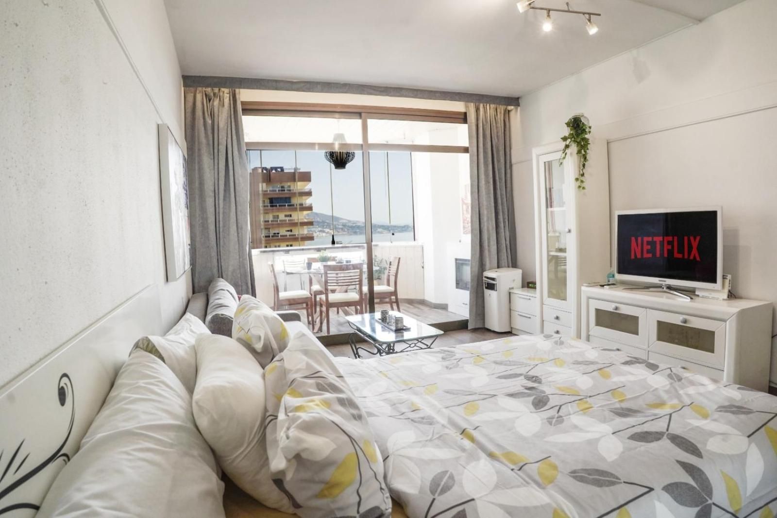 Studio with Sea View