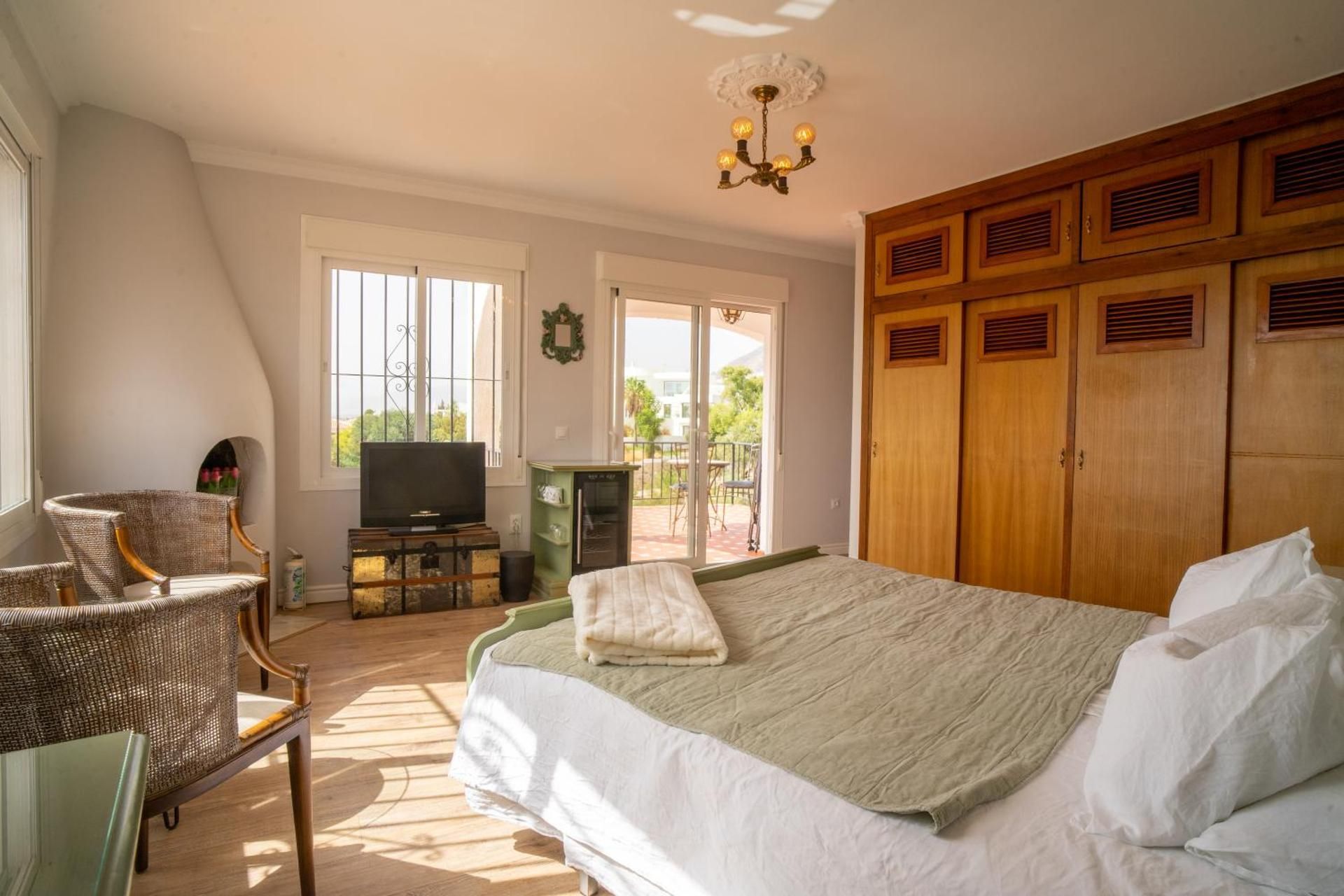 Double Room with Balcony and Sea View