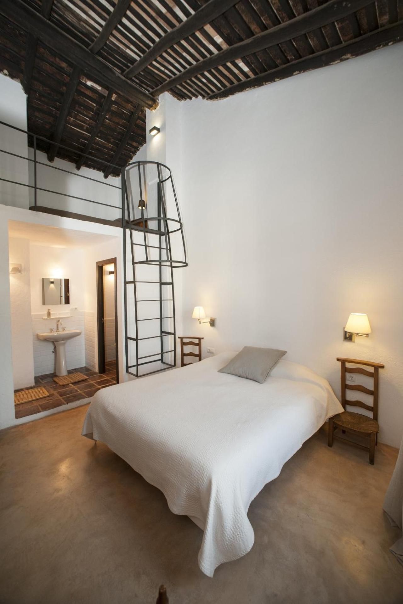 Apartment (6 Adults)
