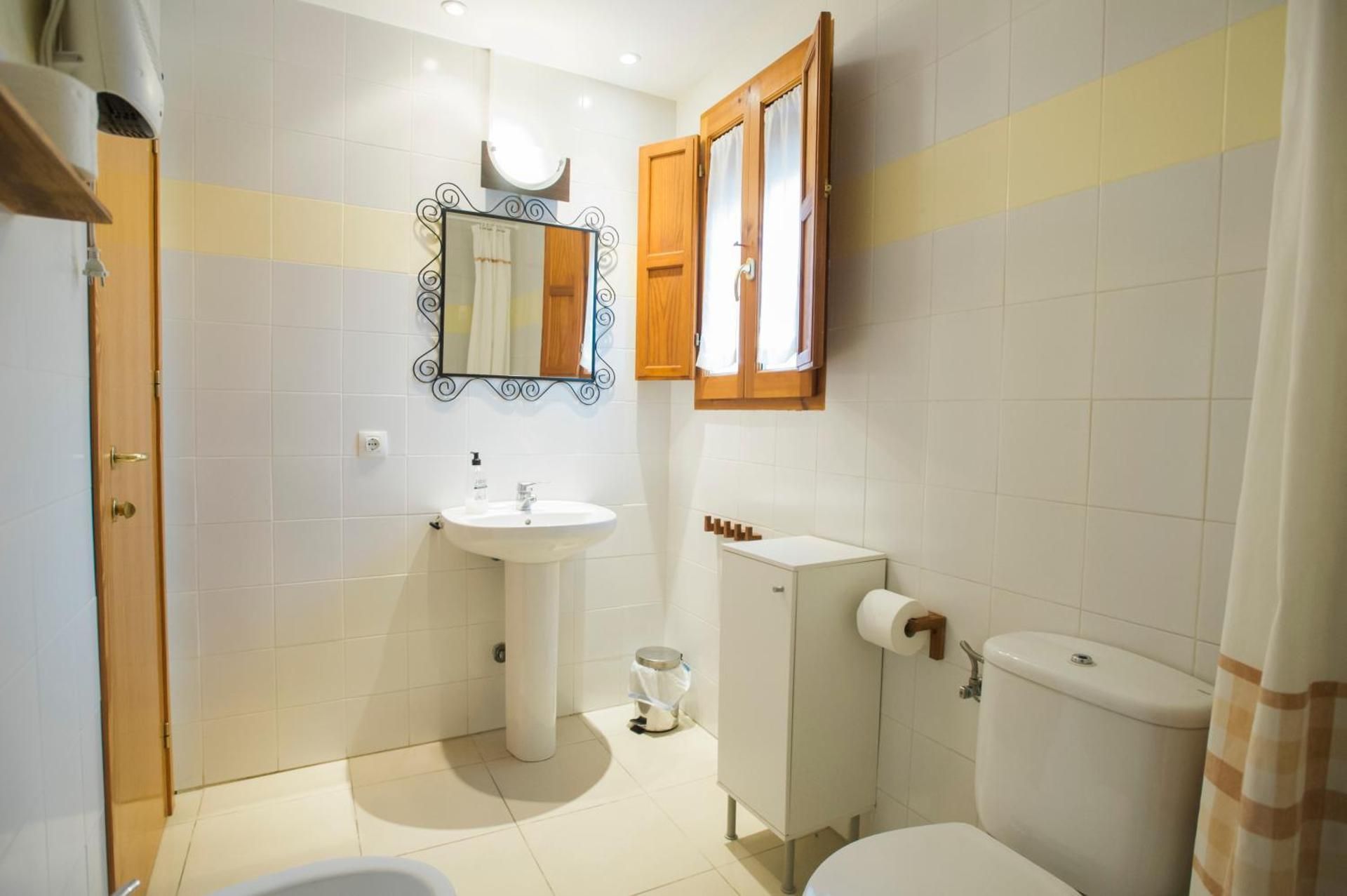 Apartment (5 Adults)