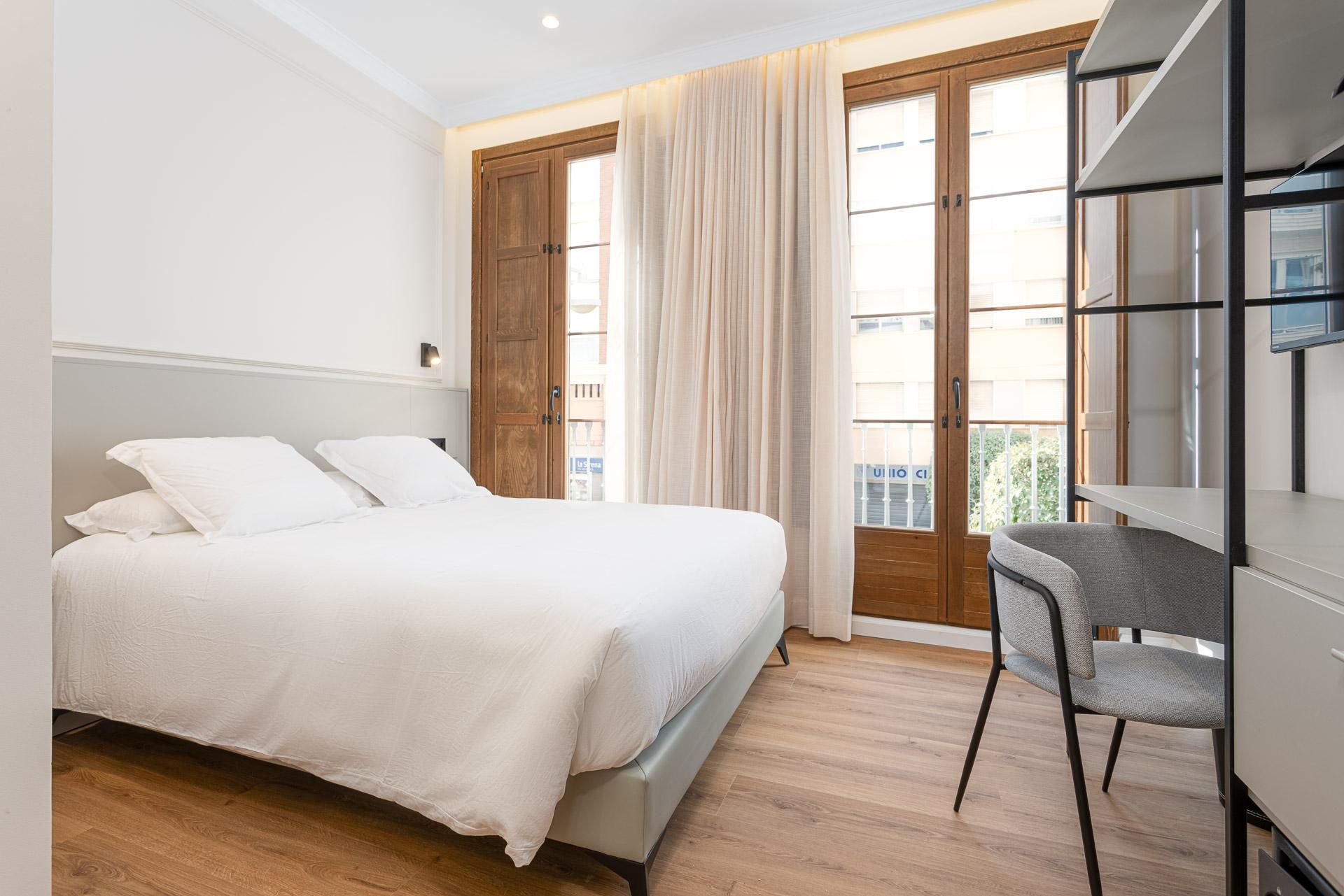 Universal Double Room for 2 People - Non-Smoking