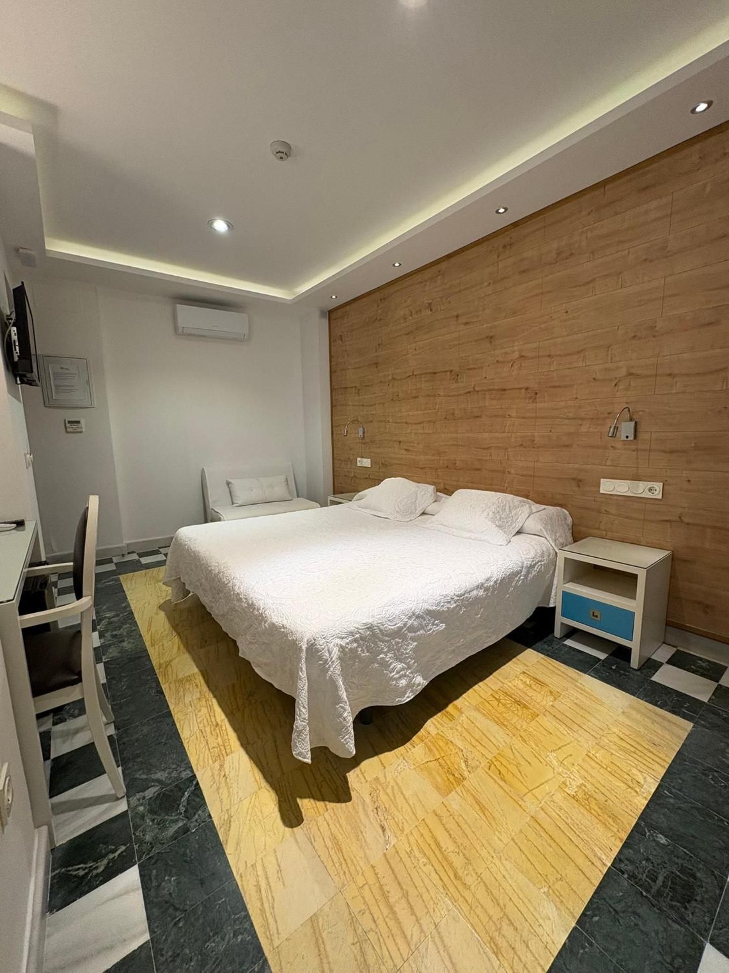 Economy Double Room