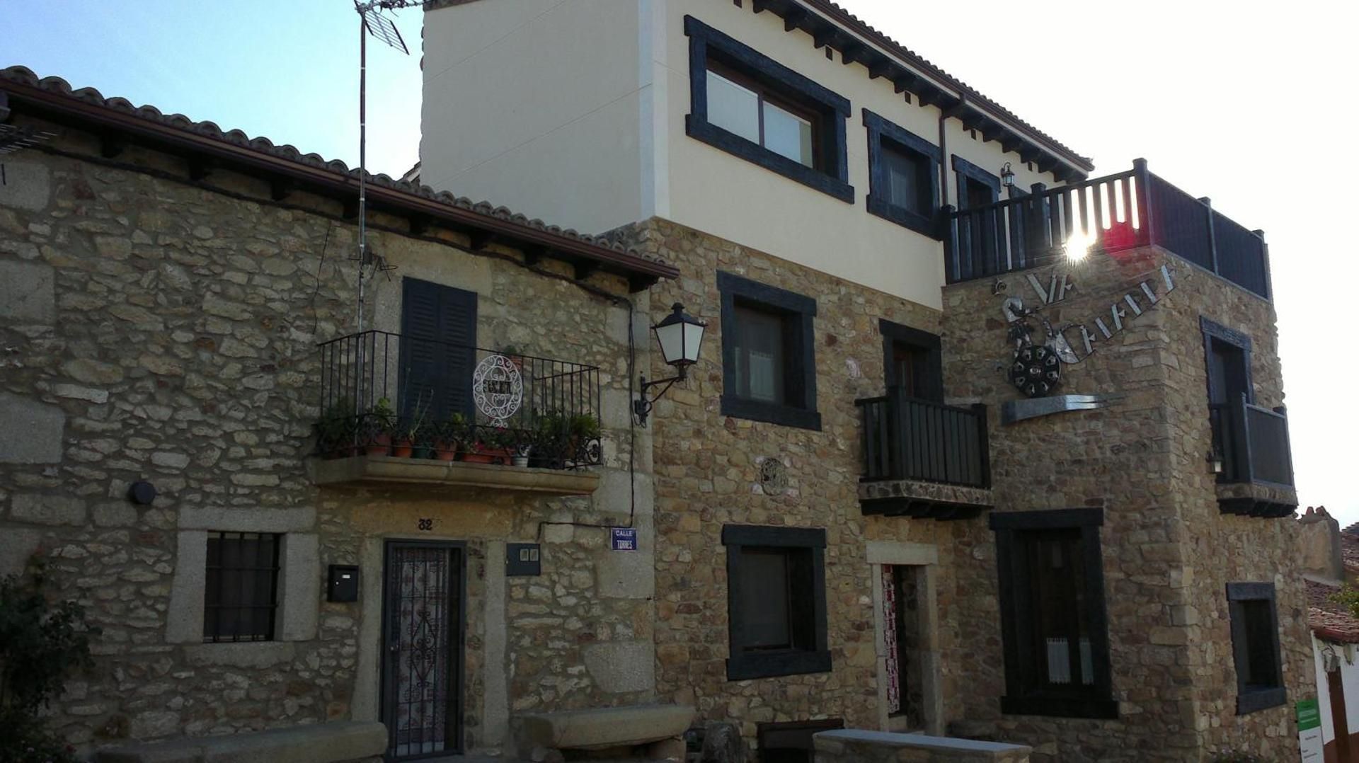 Via Caparra Superior