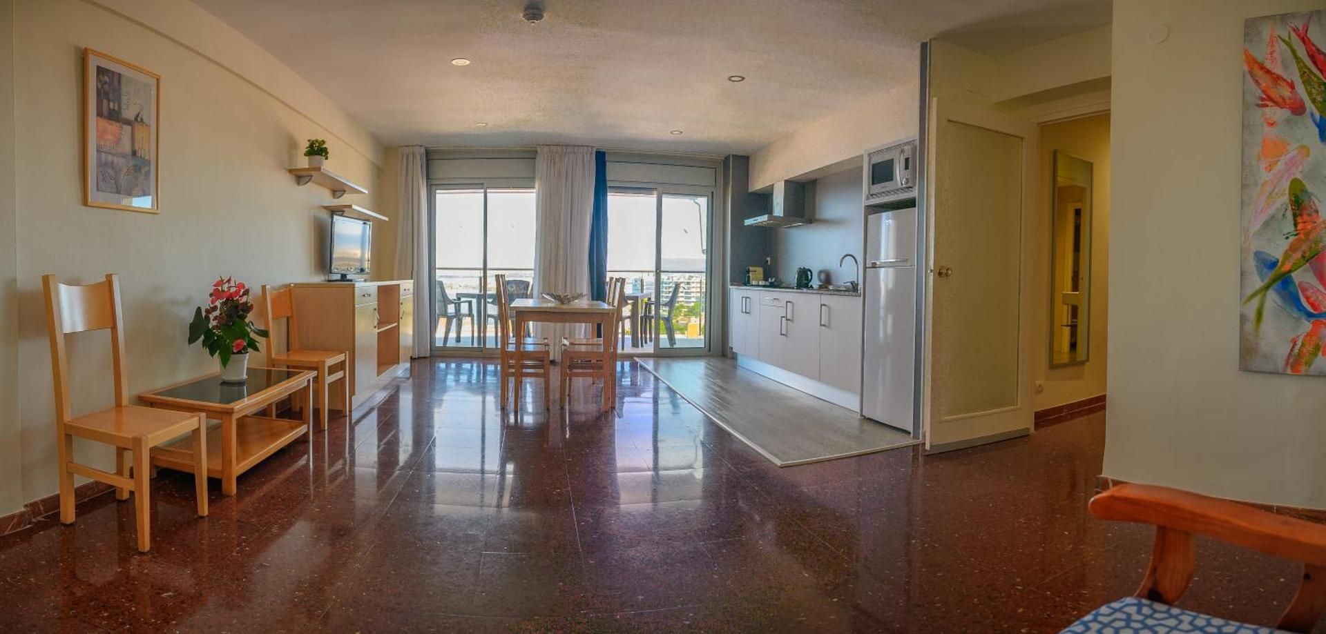 shared lounge/tv area