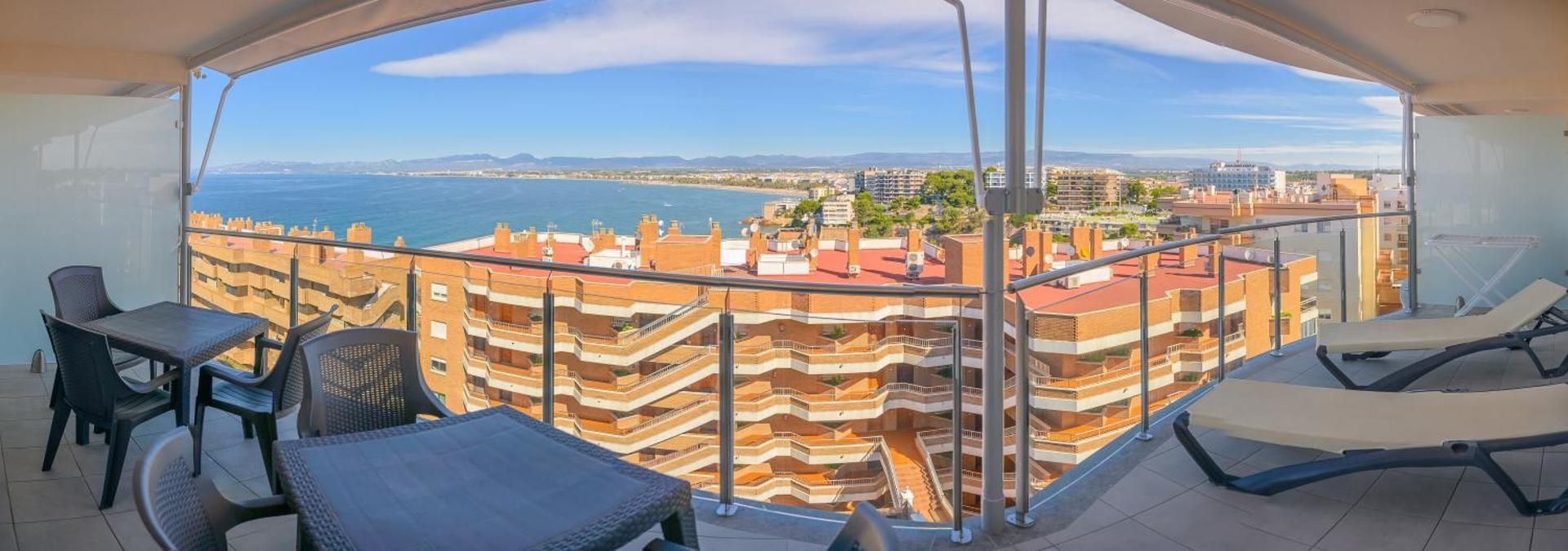 Albatros Family Apartment with Sea View 2