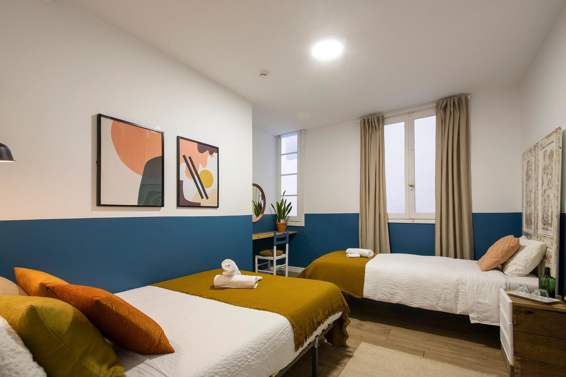 Off Beat Guesthouse - Self-check-in - Sleep Conscious Double - Shared Bathroom