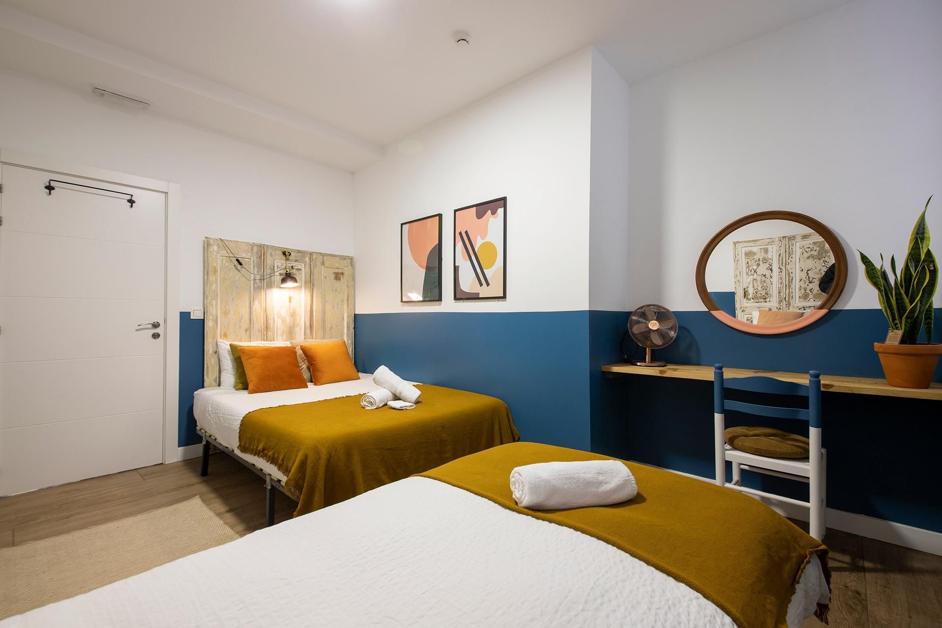 Off Beat Guesthouse - Self-check-in - Sleep Conscious Double - Shared Bathroom 2