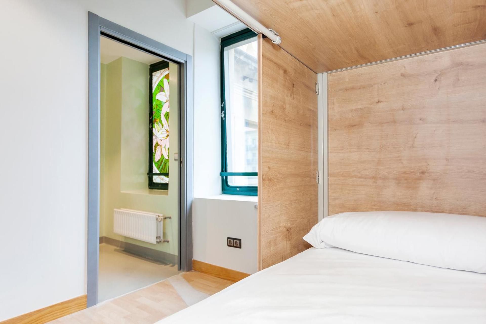 Quadruple Room (Bunk Beds) with Private Bathroom