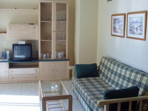 2-Bedroom Apartment (4-5 People)