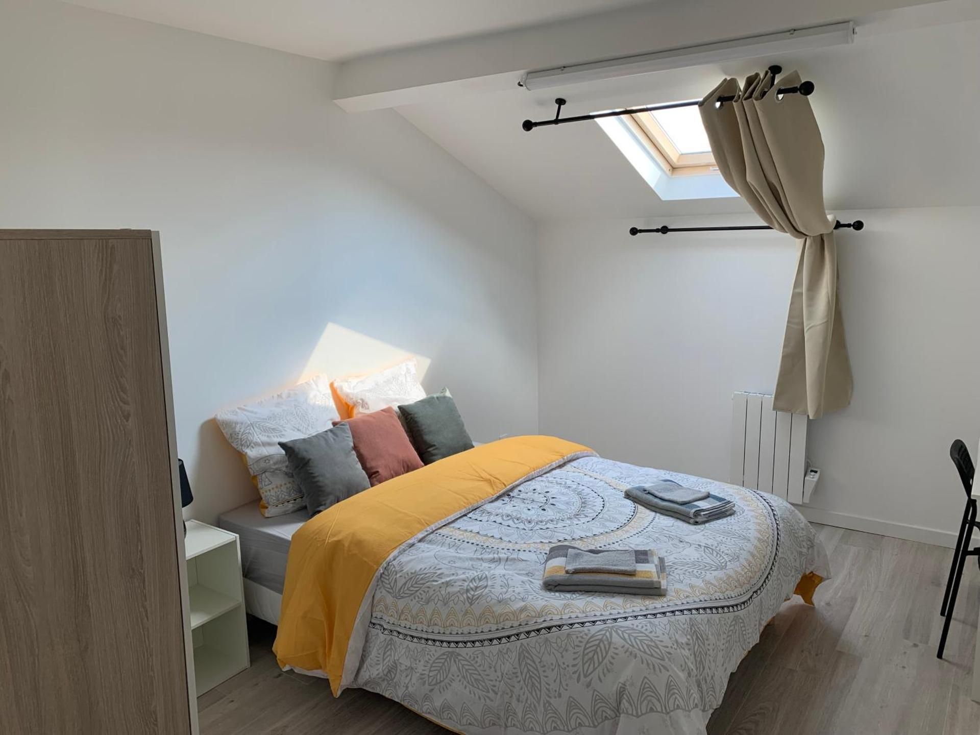 Double Room with Shared Bathroom