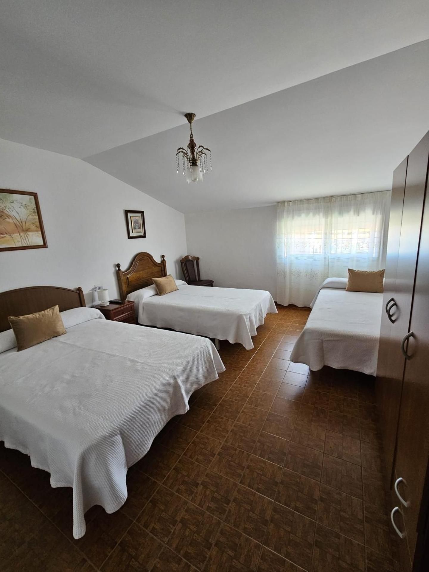 Triple Room with Private External Bathroom