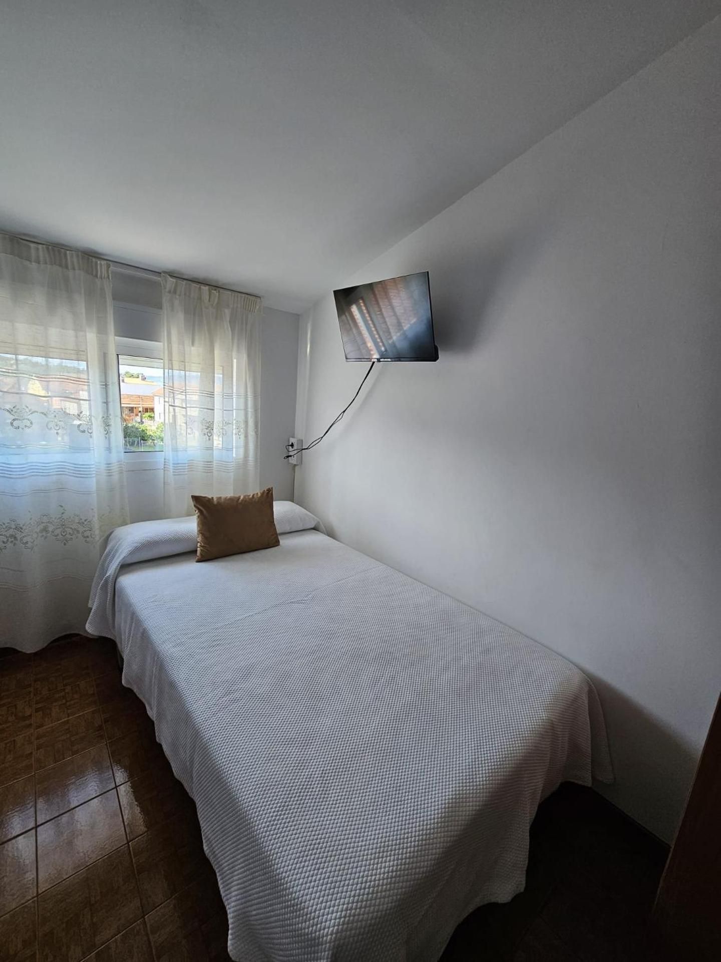 Triple Room with Private External Bathroom