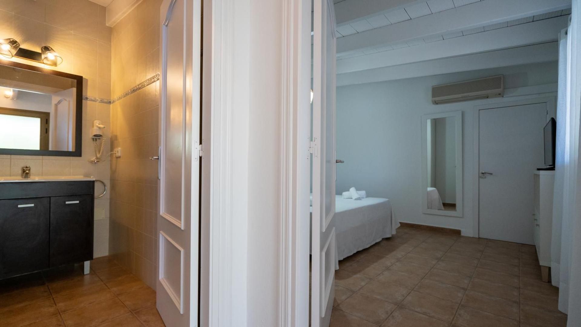 Premium Quadruple Room