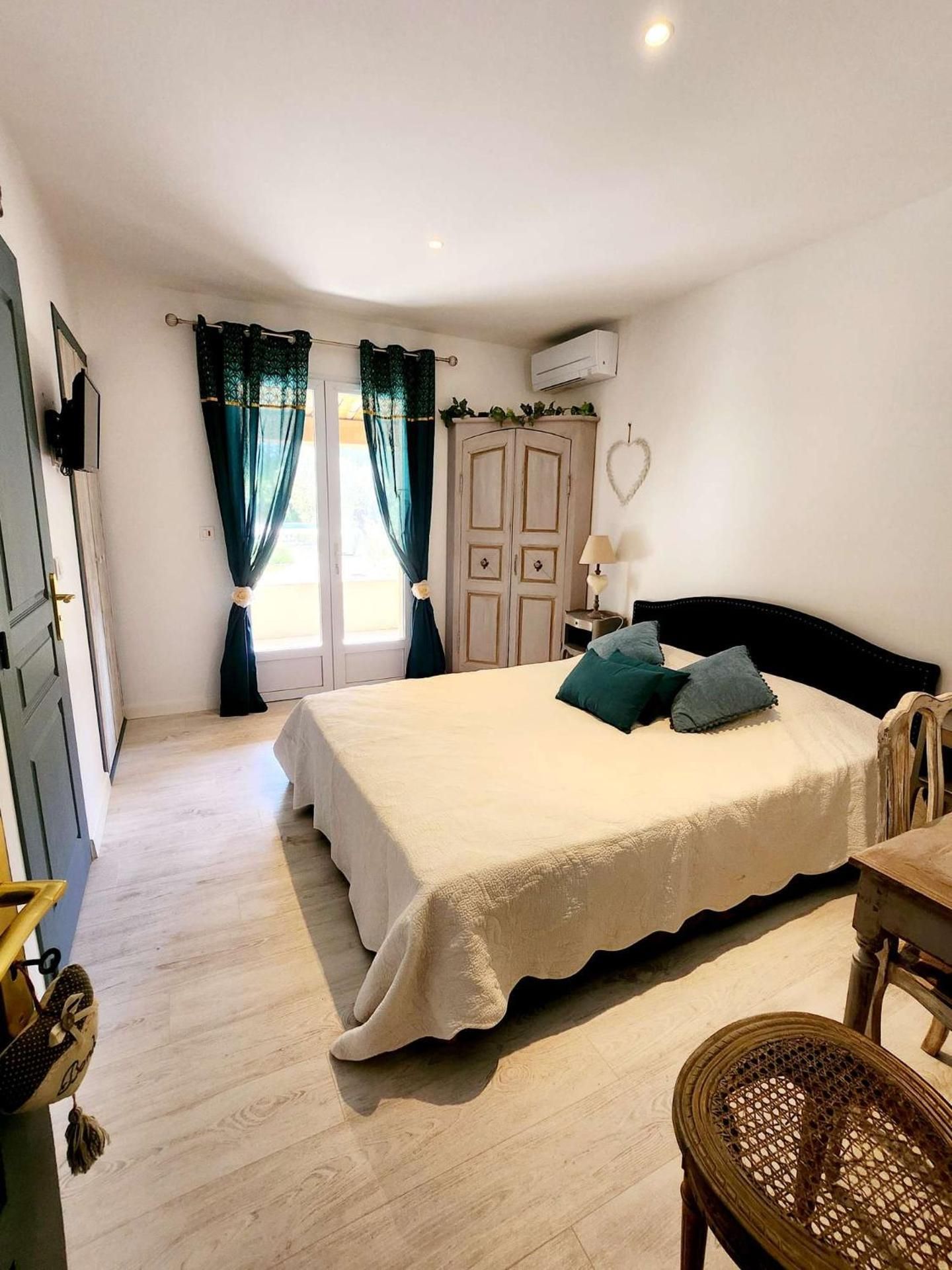Double Room with Garden View