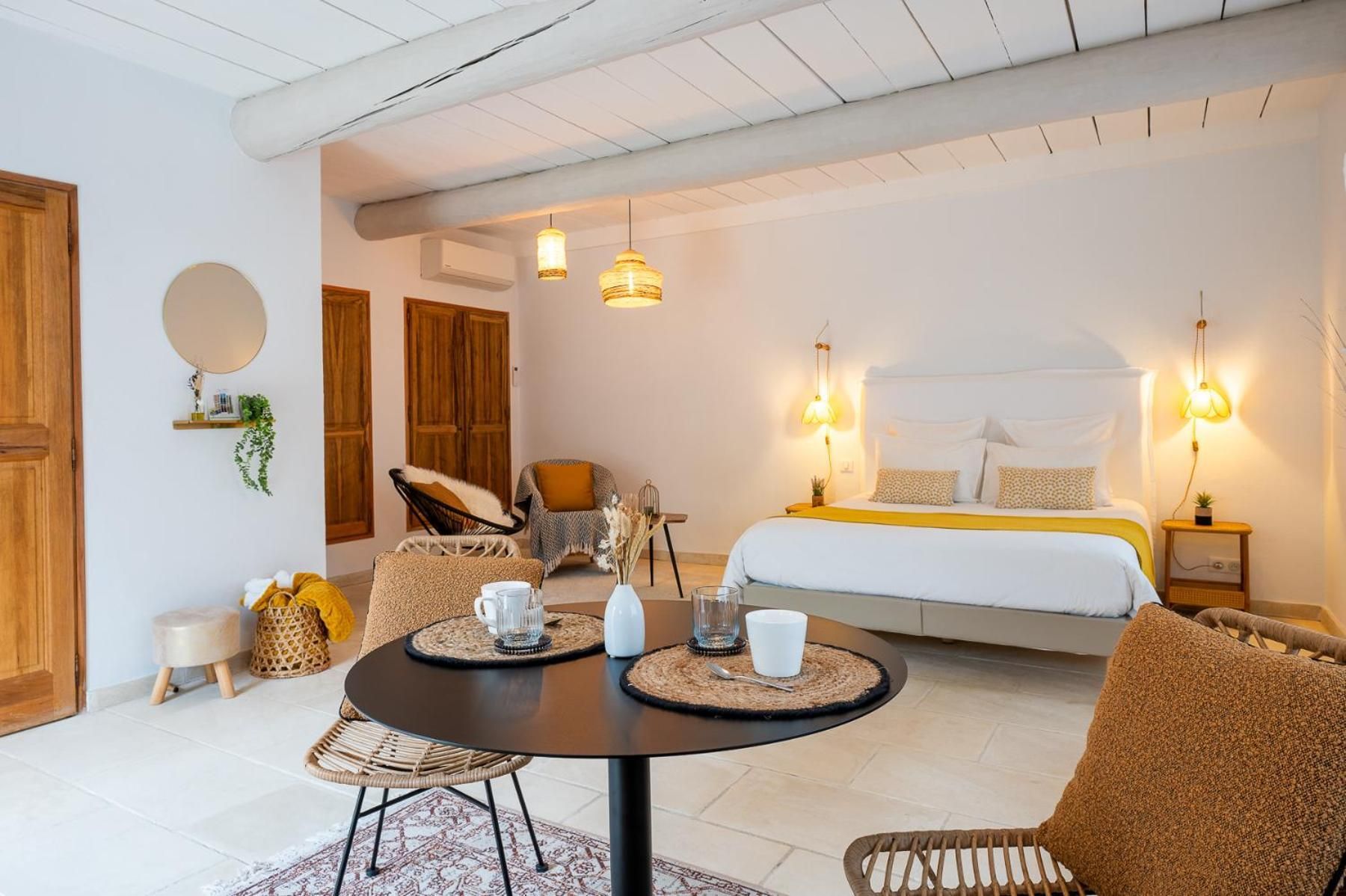 Suite with Garden View