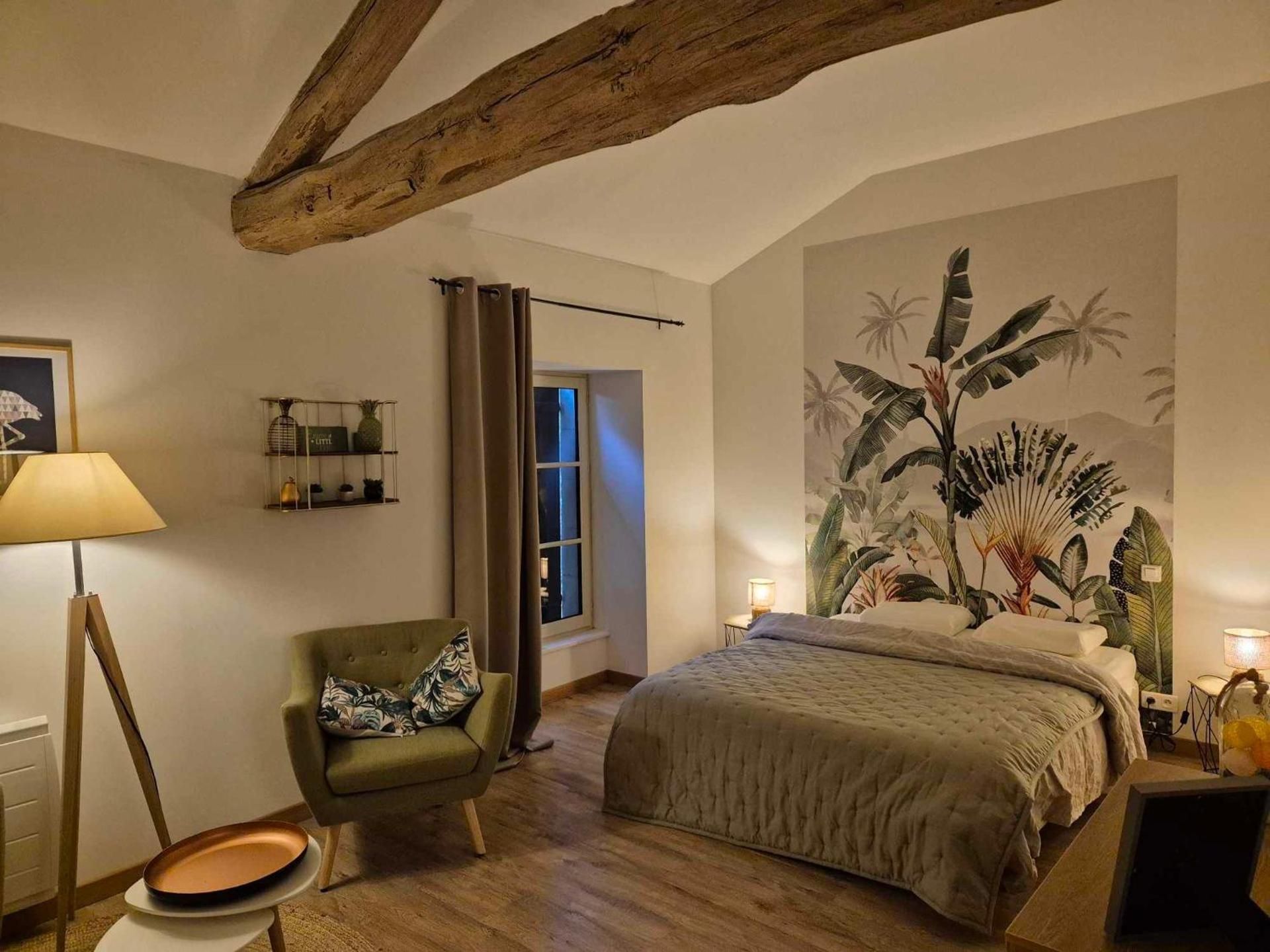Large Double Room