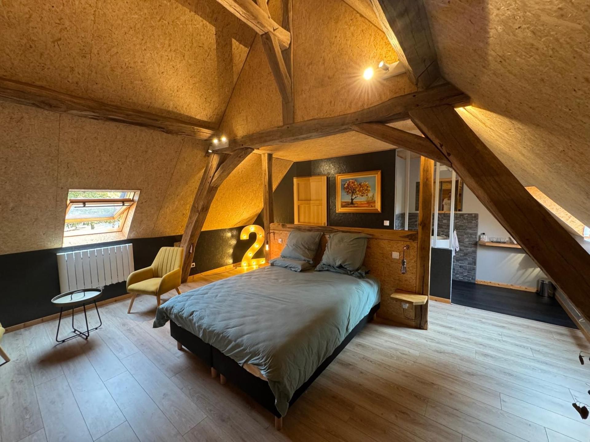 Standard King Room