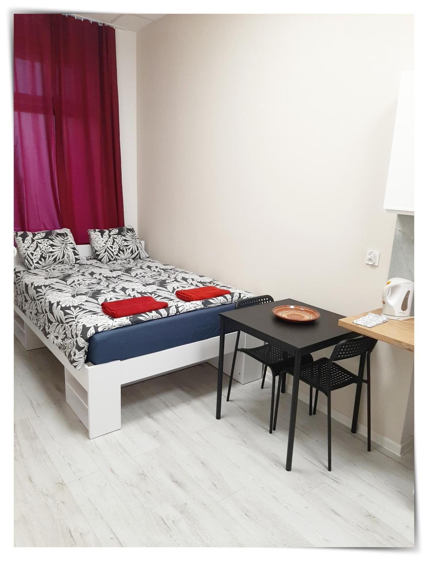 Studio Apartment