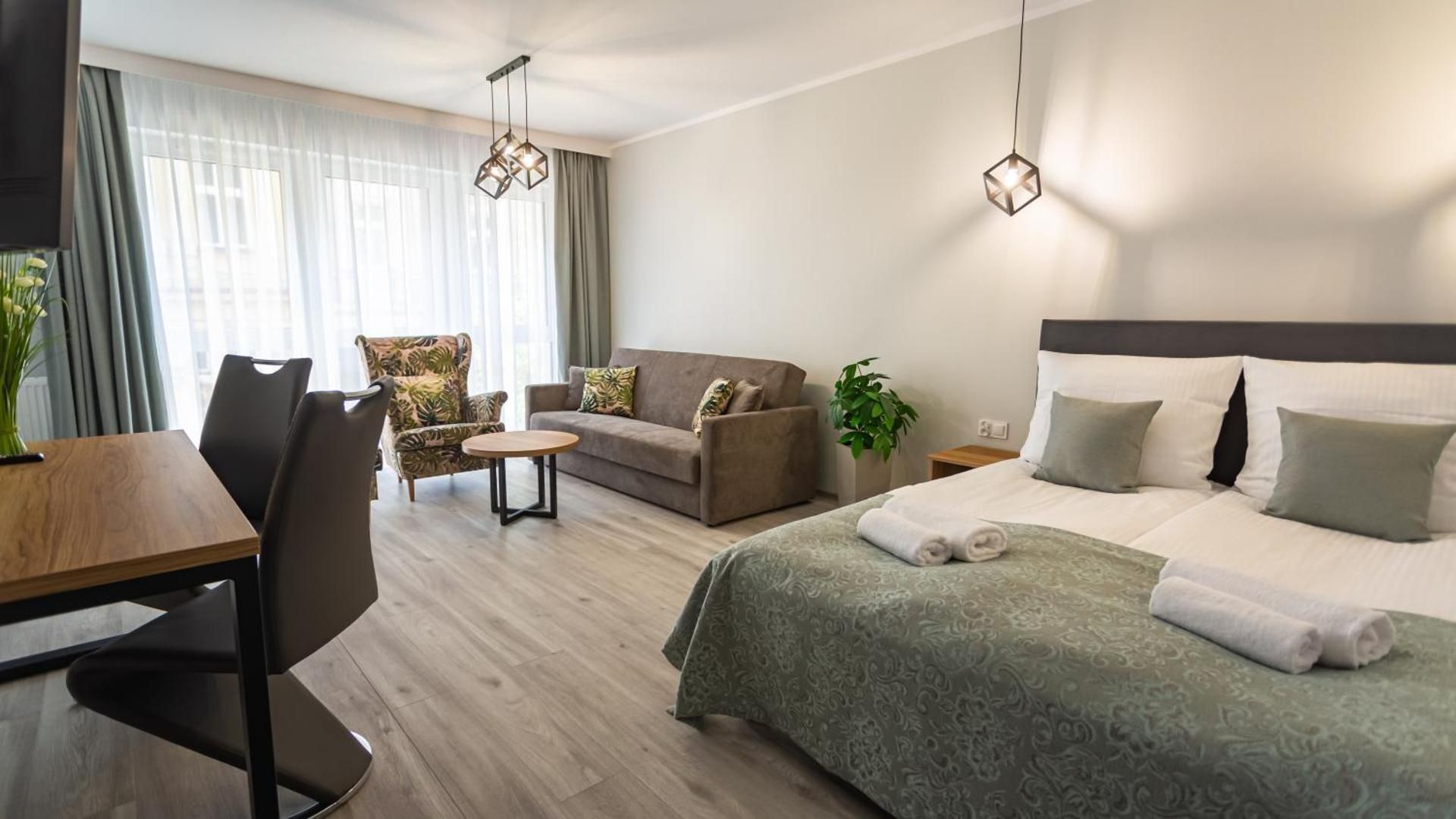Studio Apartment
