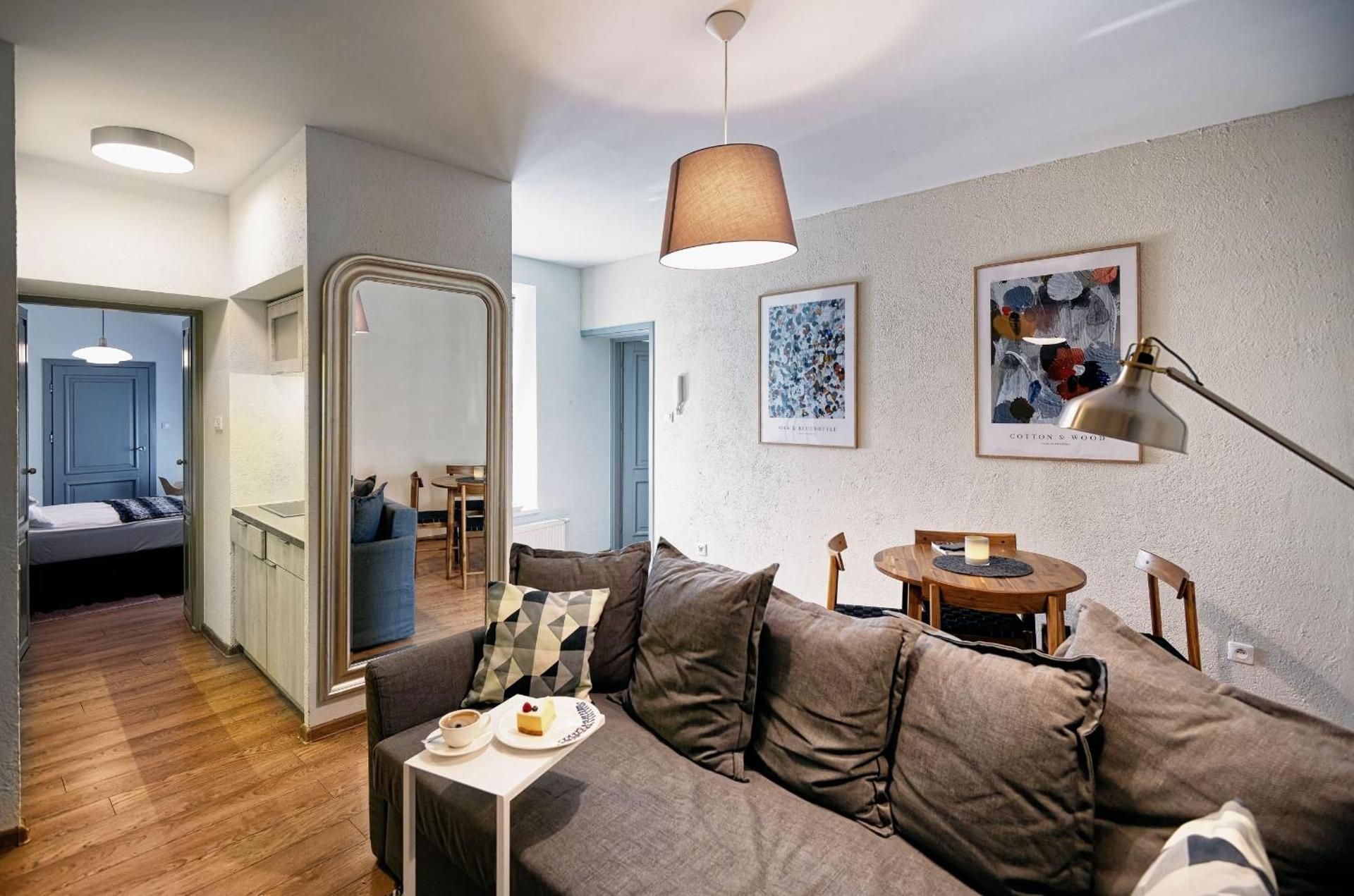 One-Bedroom Apartment