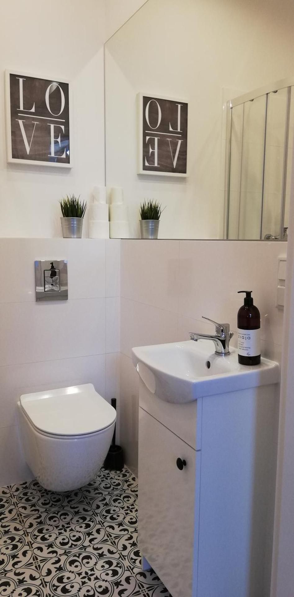 Deluxe Double Room with Shower