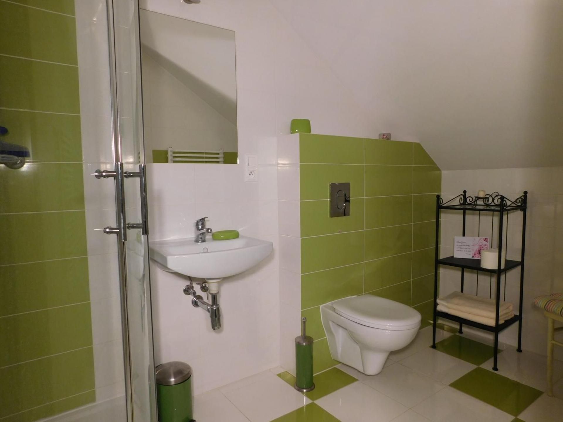 Triple Room with Private Bathroom
