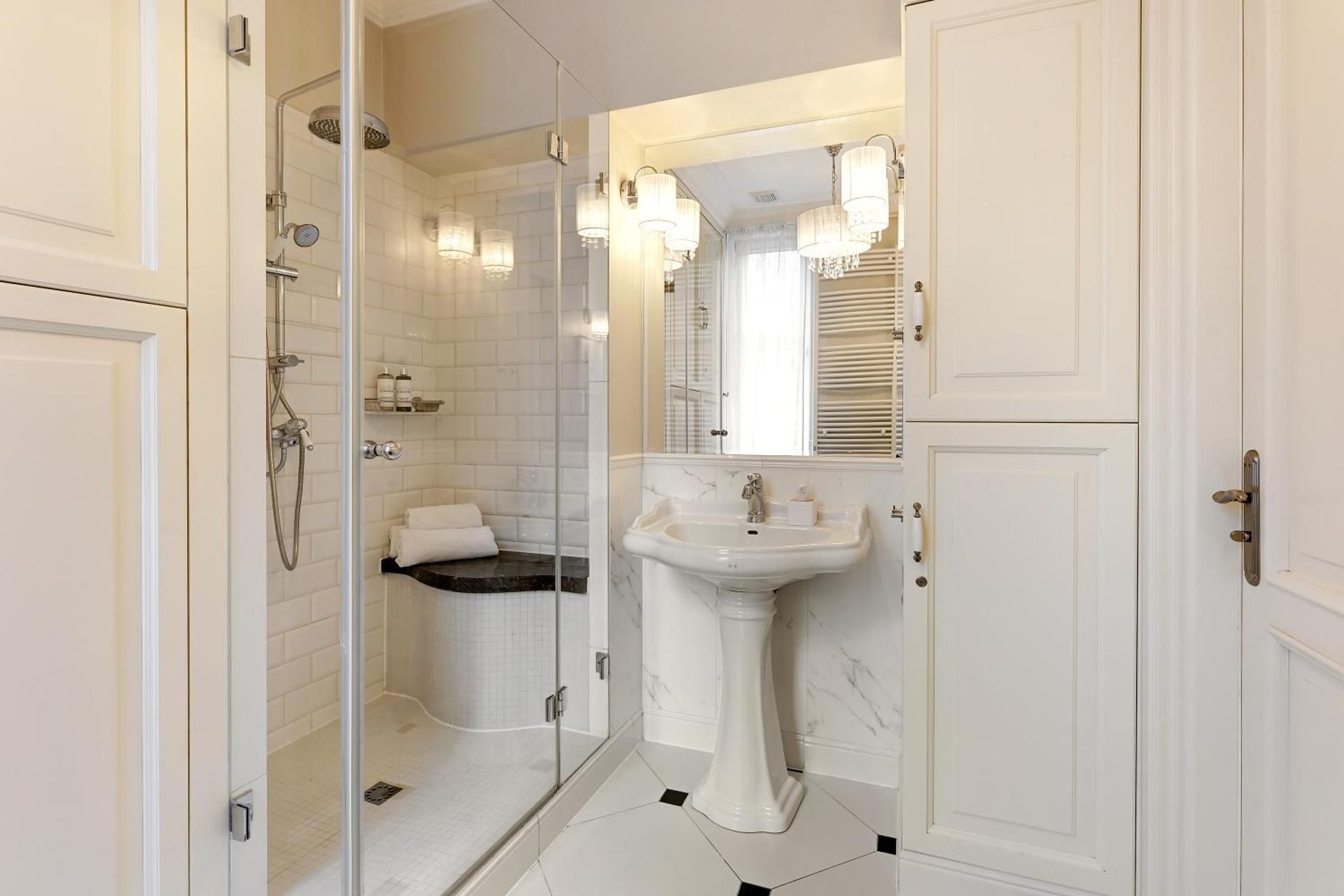 Superior Apartment with 1 Bedroom