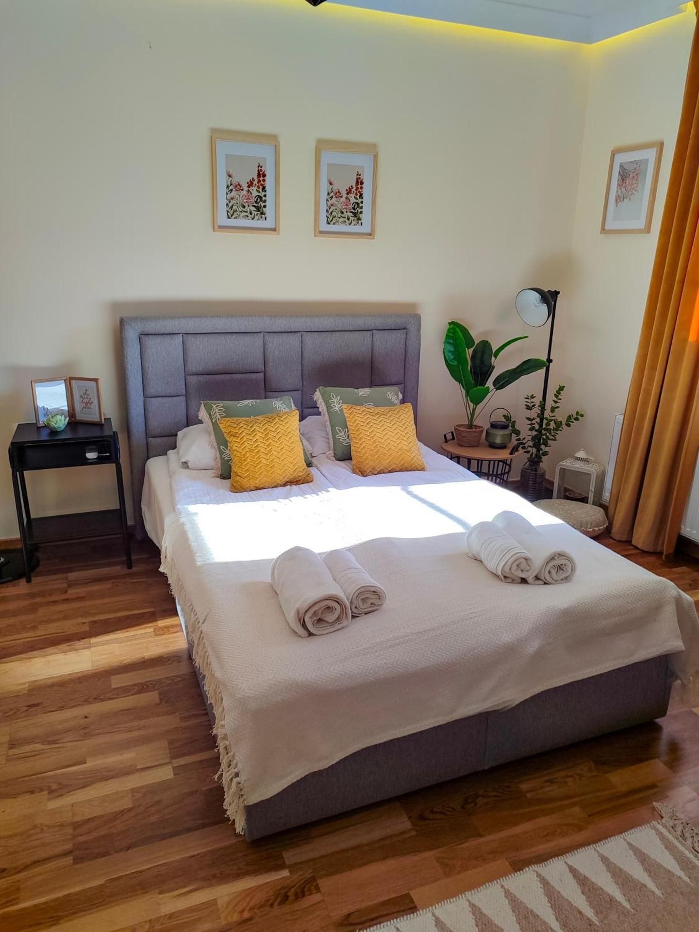 Studio Apartment no. 7