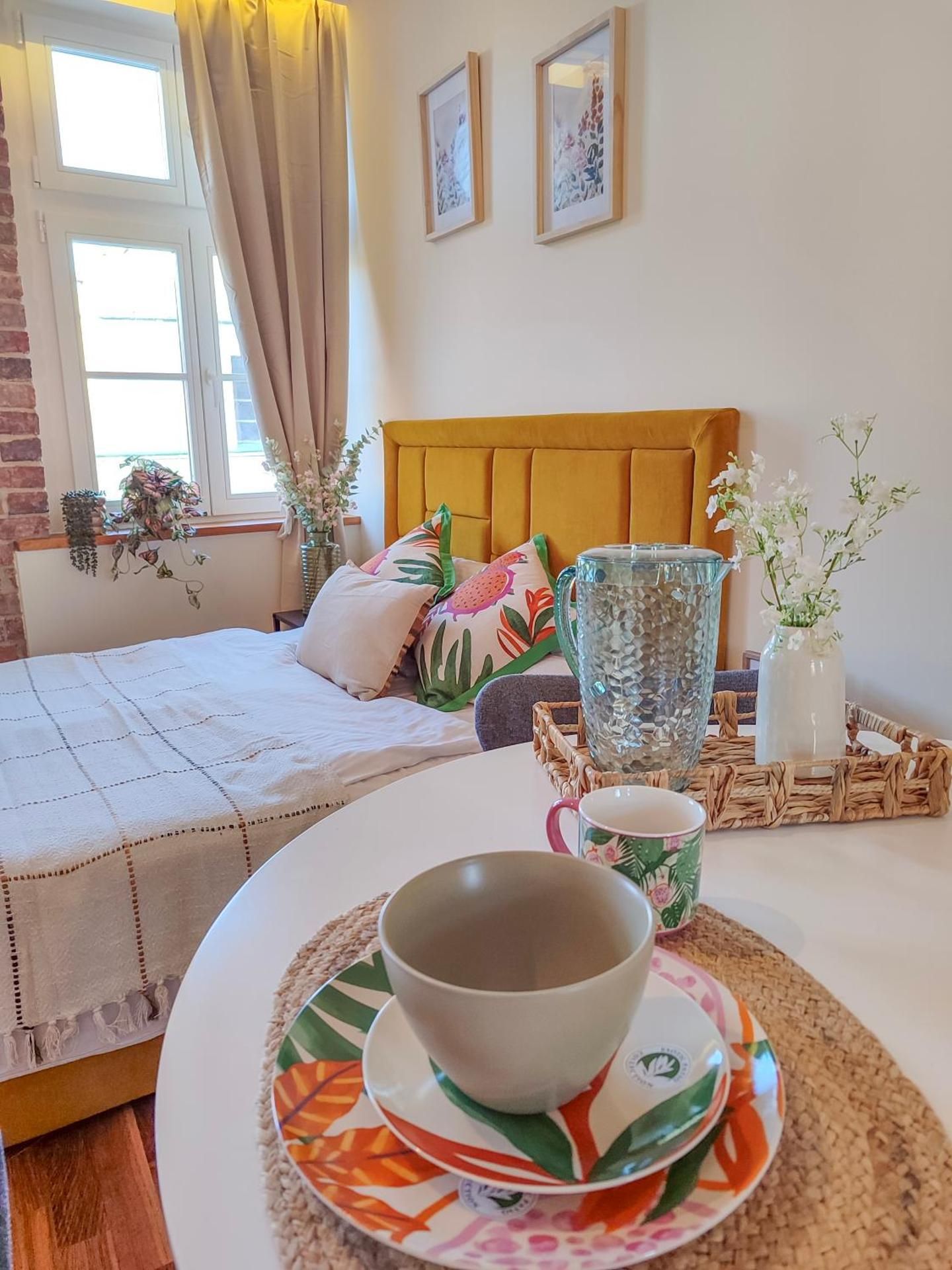 Studio Apartment no. 17