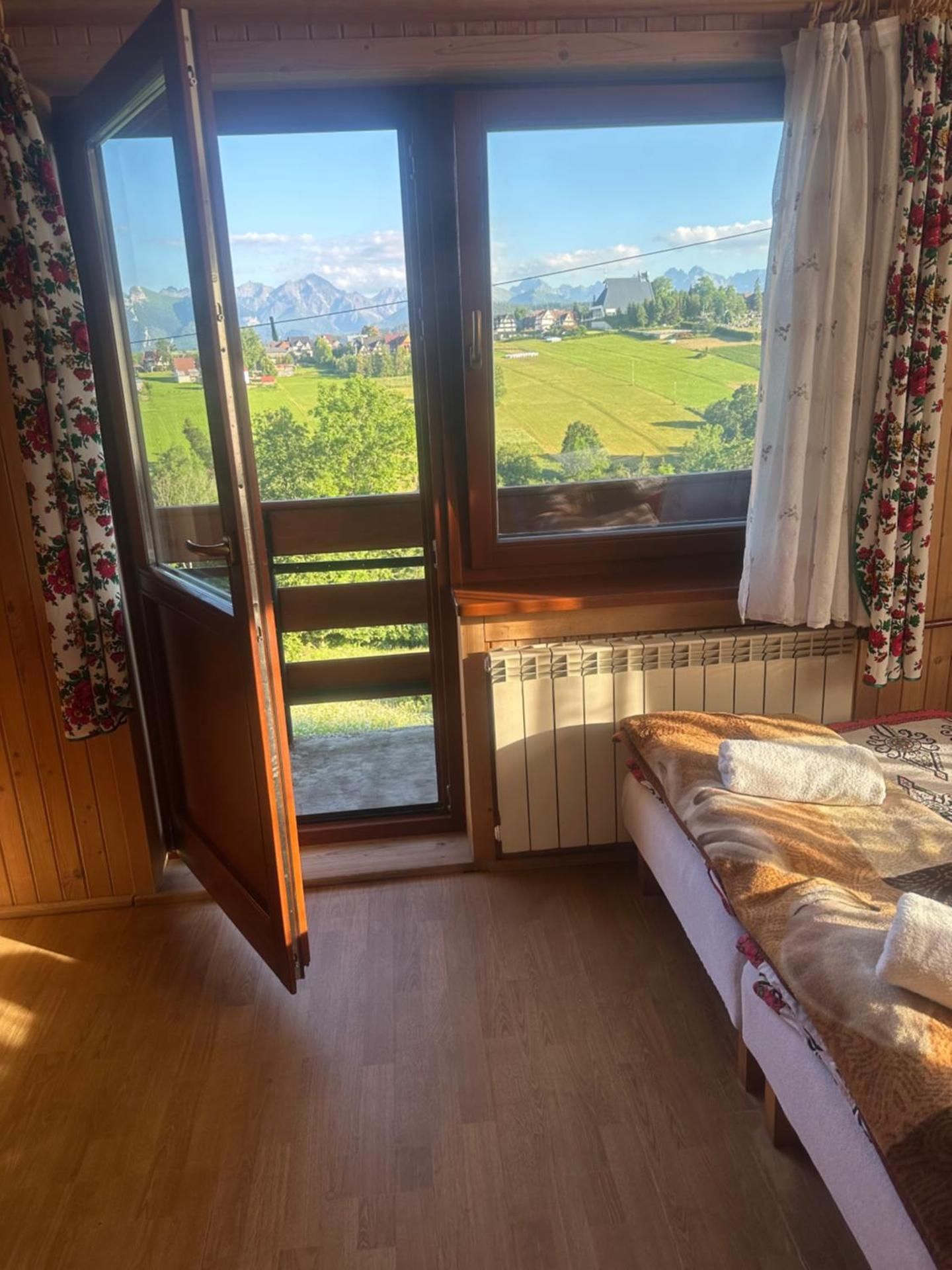 Quadruple Room with Mountain View