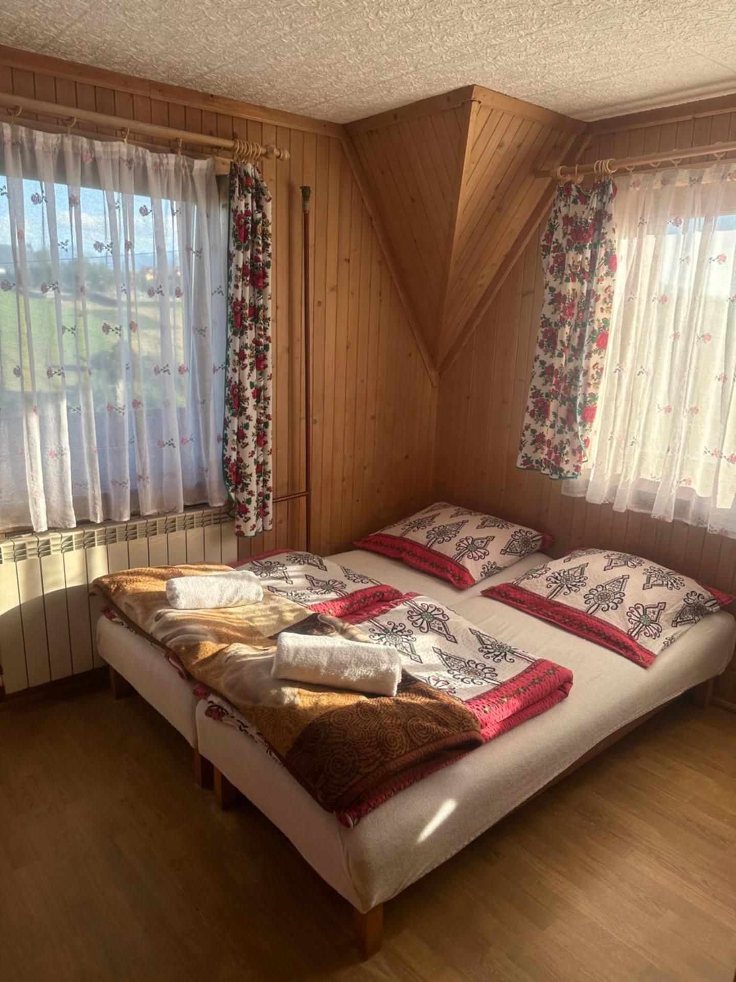 Quadruple Room with Mountain View