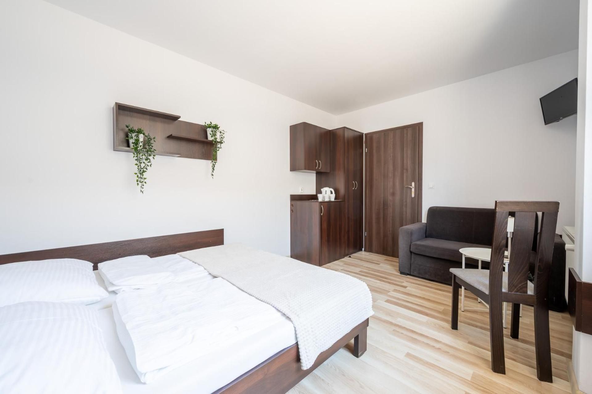 Triple Room with Private Bathroom