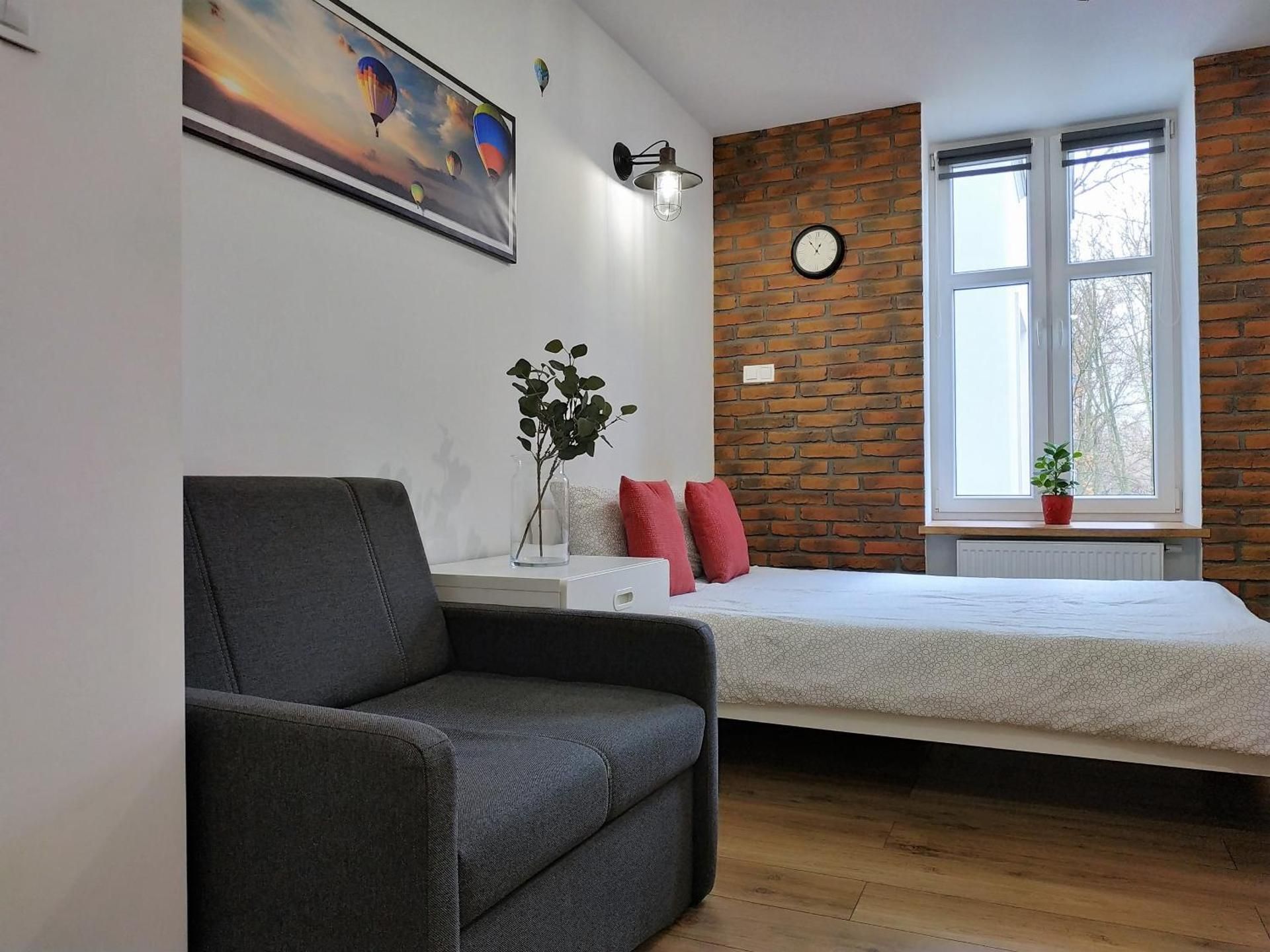 Apartment with Garden View